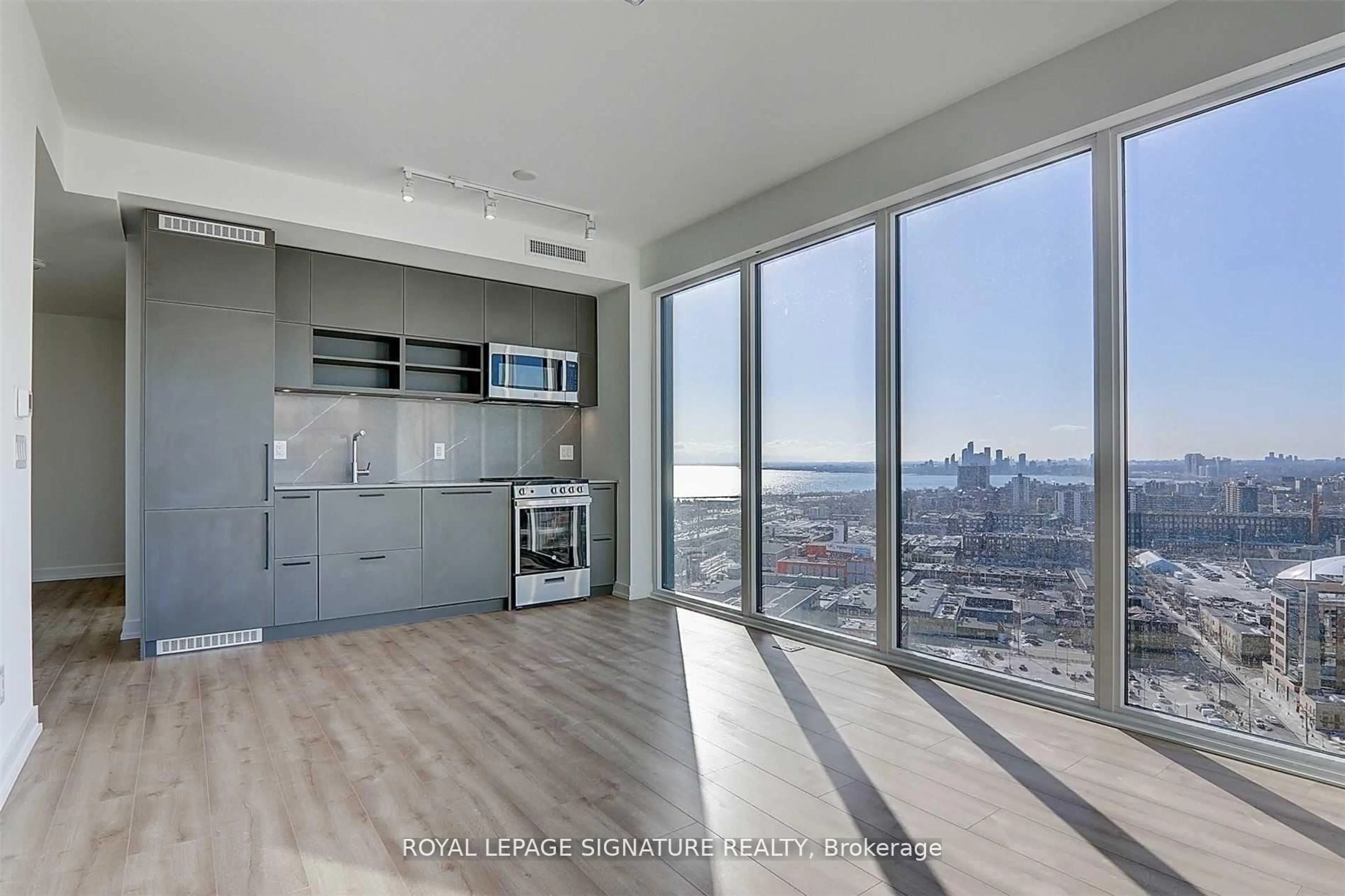 Open concept kitchen, unknown for 135 East Liberty St #1005, Toronto Ontario M6K 0G7