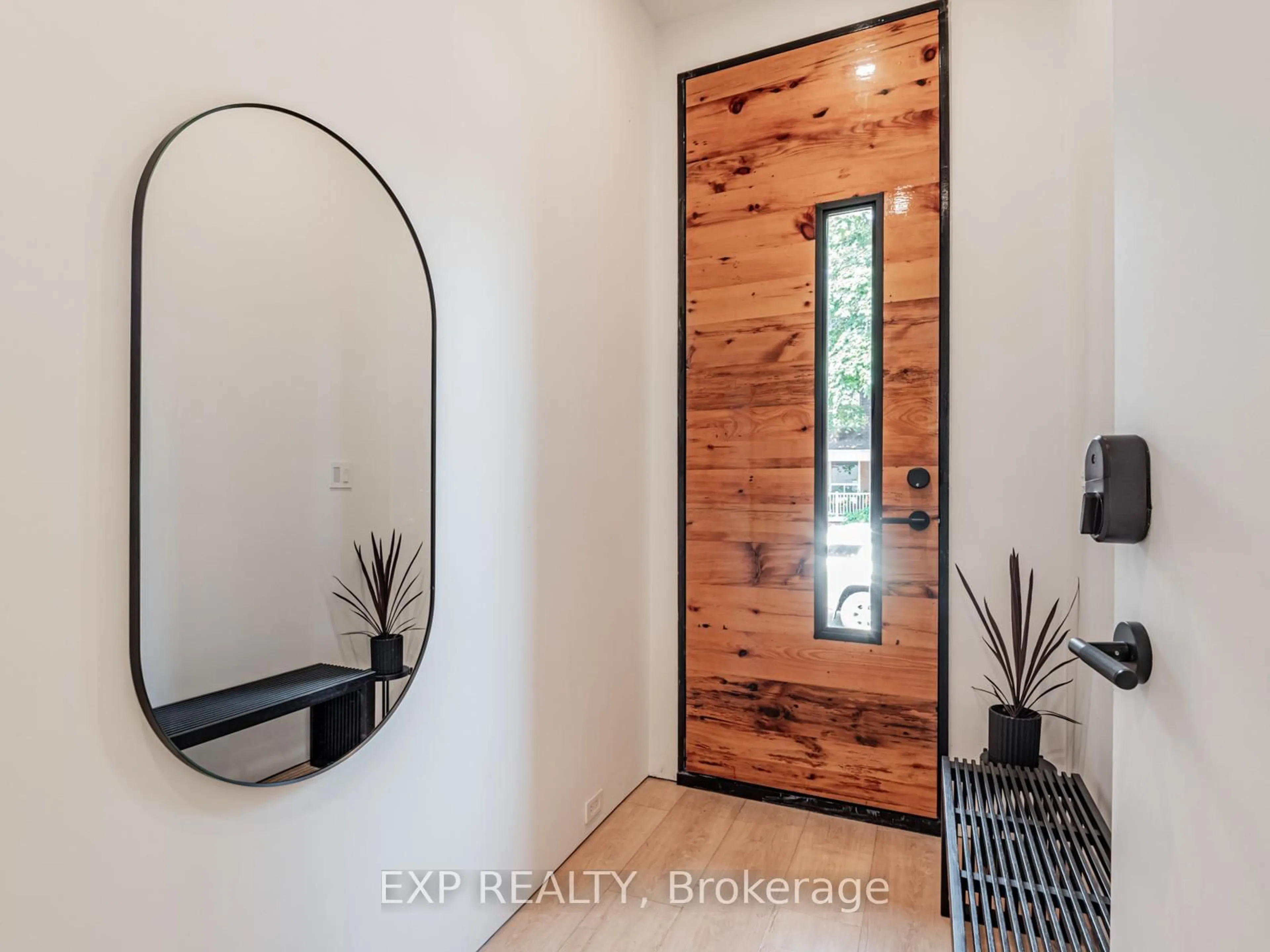 Indoor entryway for 44 Massey St, Toronto Ontario M6J 2T4