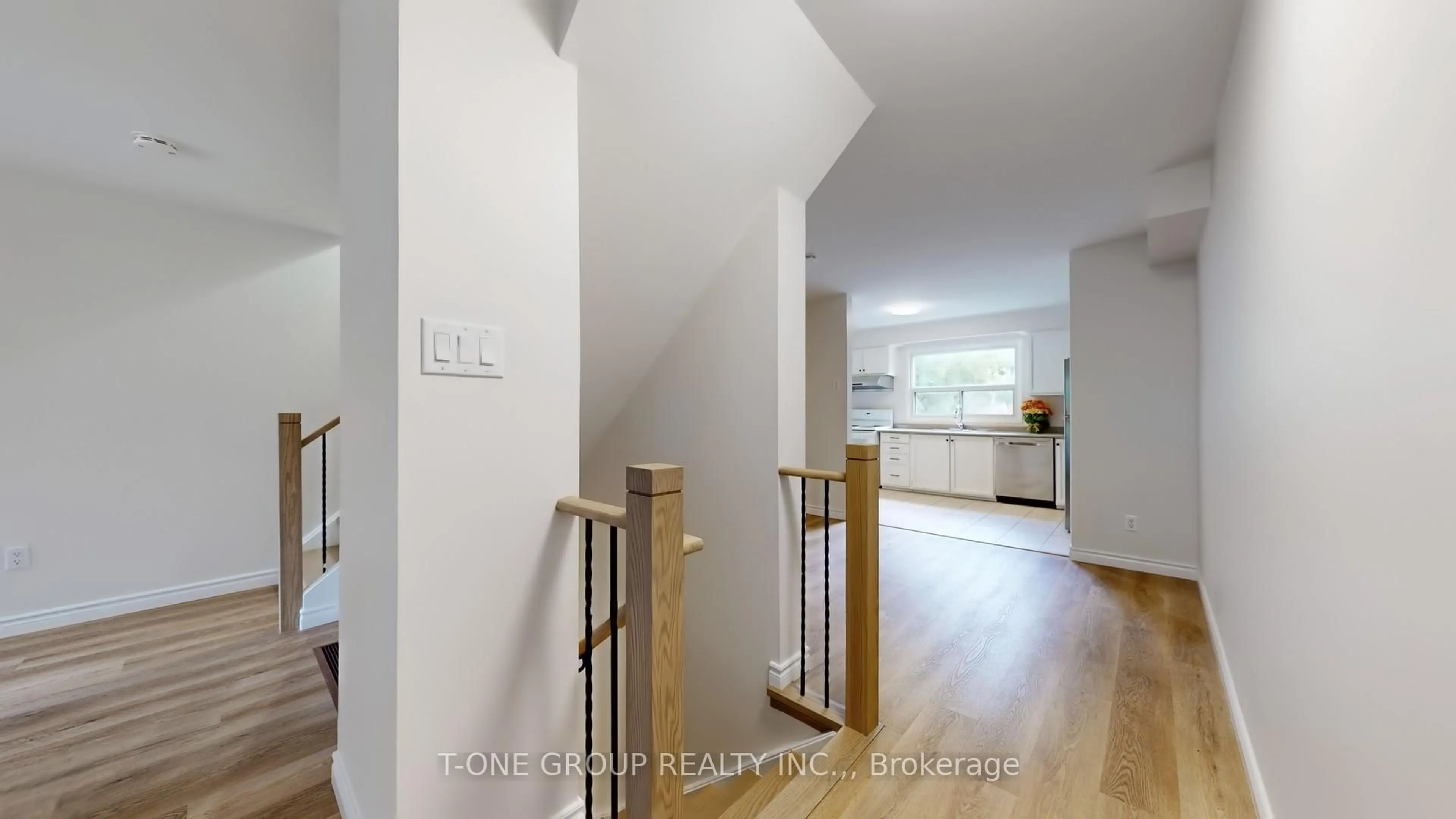 Indoor foyer for 632 Adelaide St, Toronto Ontario M6J 1A9