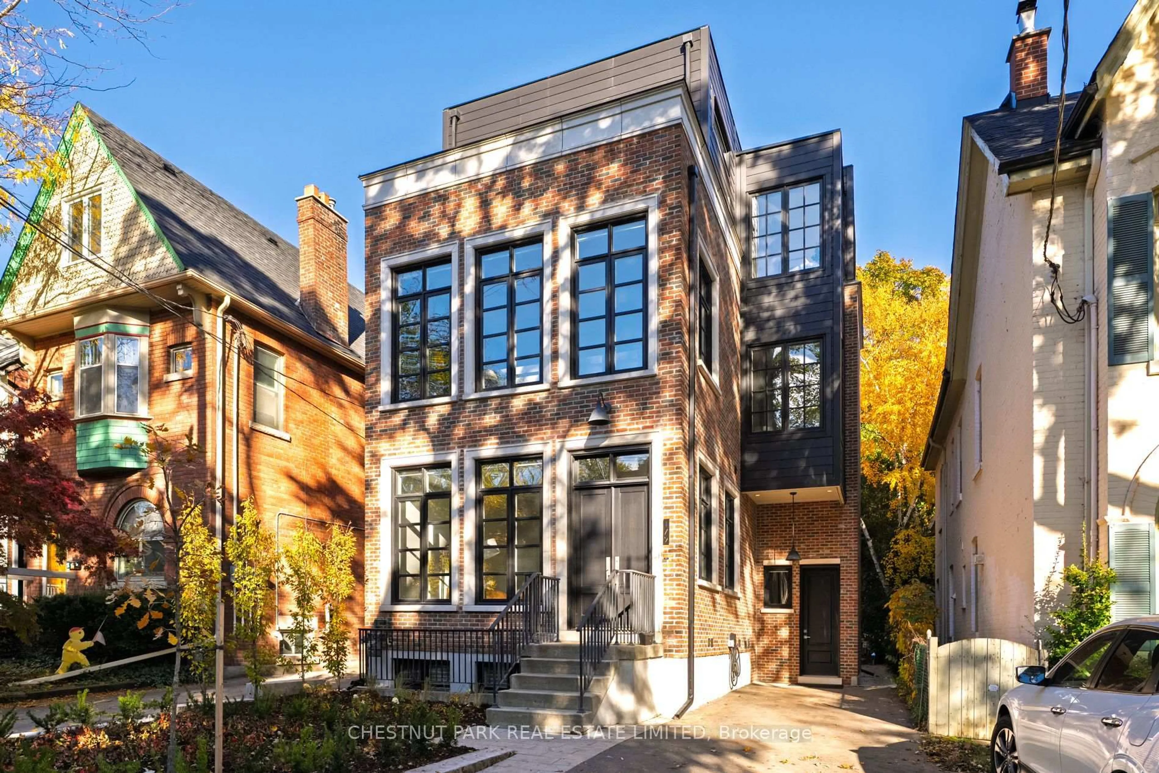 Home with brick exterior material, street for 179 Howland Ave, Toronto Ontario M5R 3B7