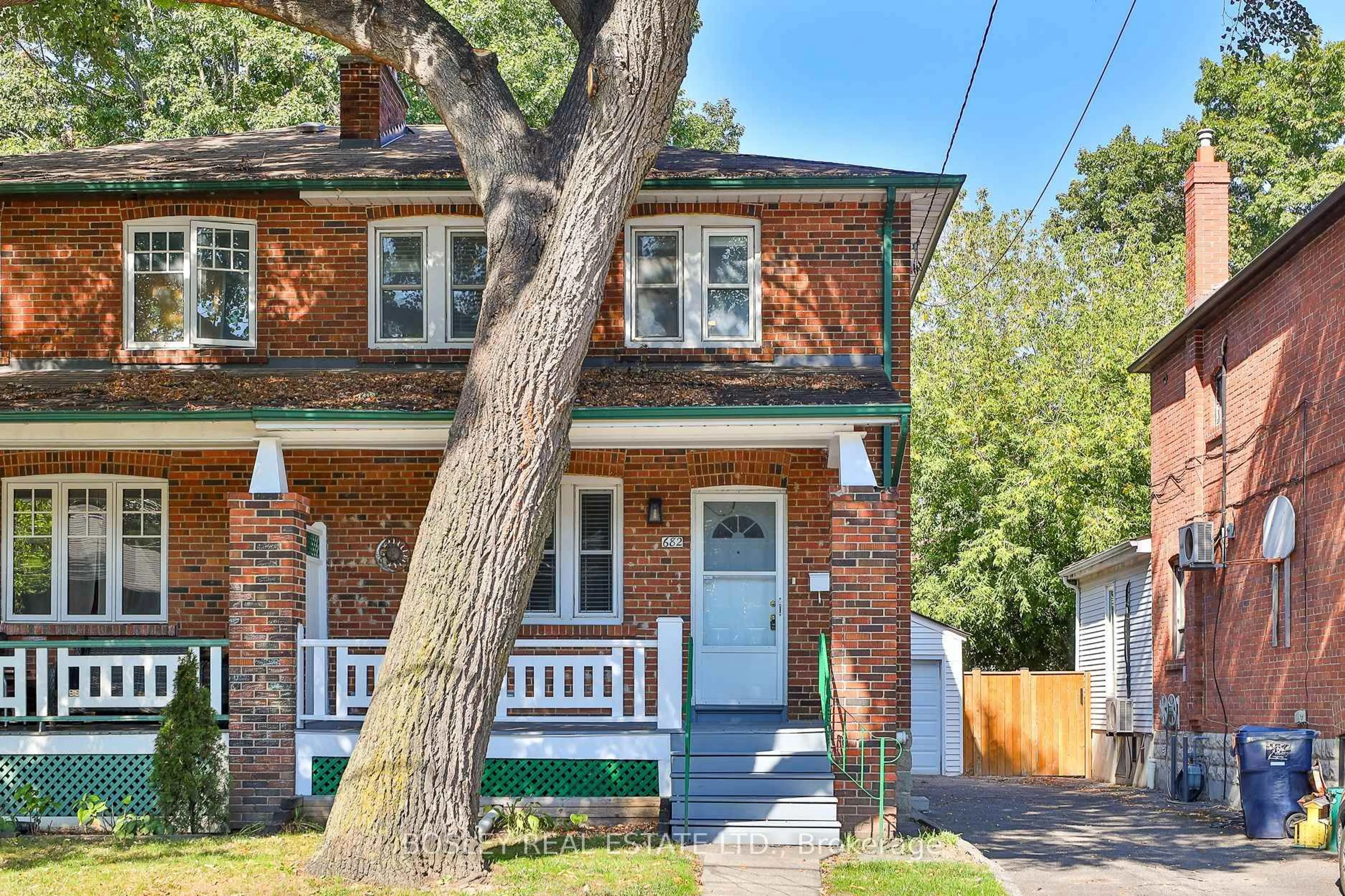 Home with brick exterior material, street for 682 Hillsdale Ave, Toronto Ontario M4S 1V3