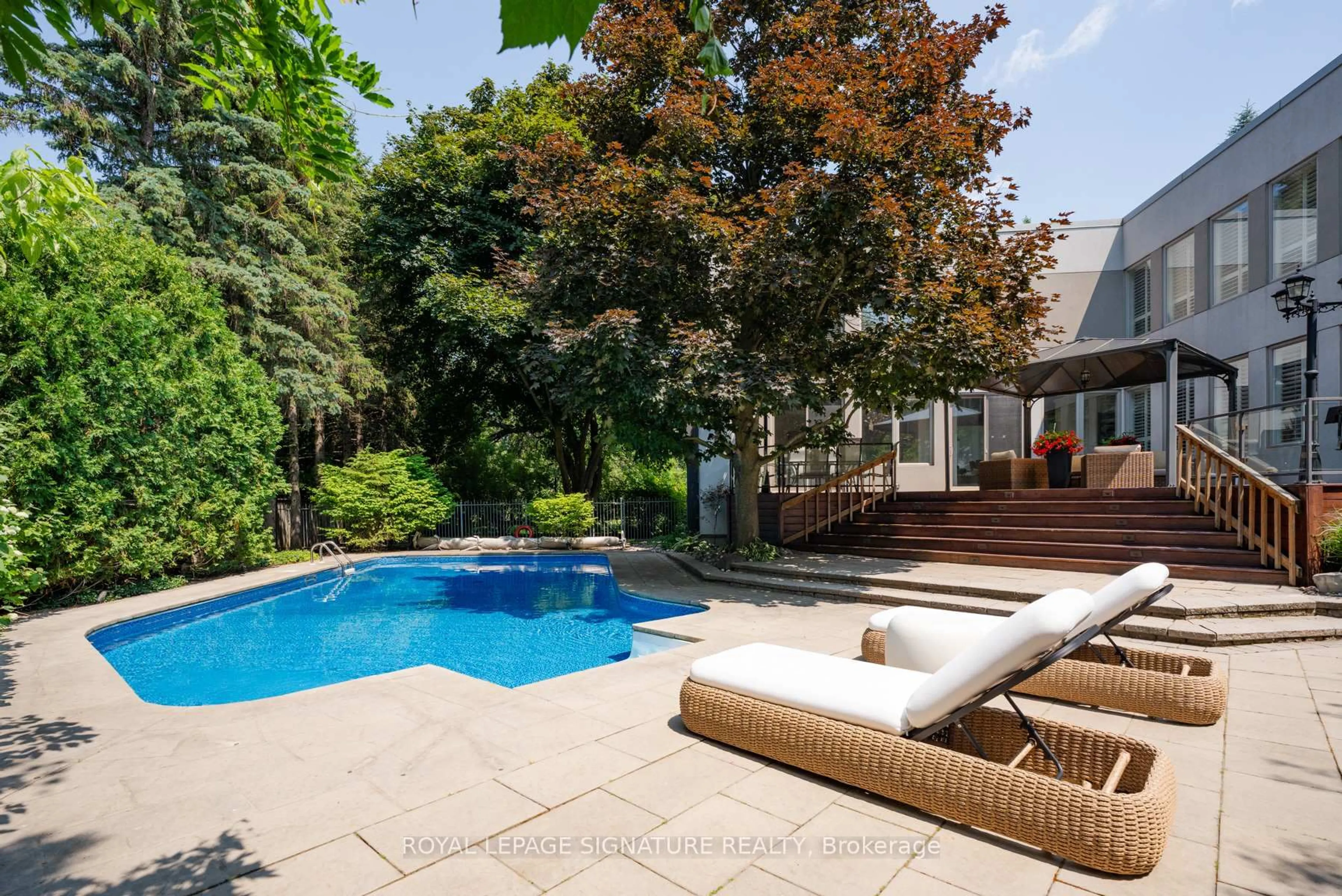 Pool for 8 Harrison Rd, Toronto Ontario M2L 1V2