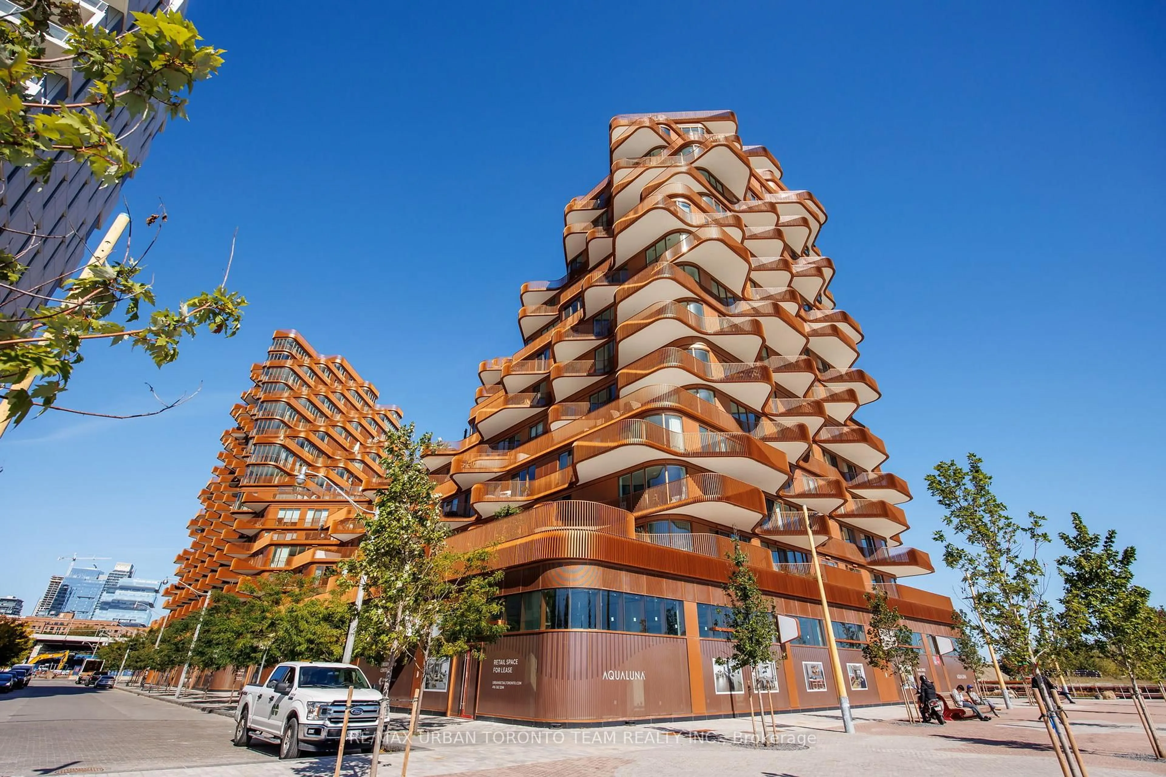 Unknown for 155 Merchants' Wharf #415, Toronto Ontario M5A 0Y4