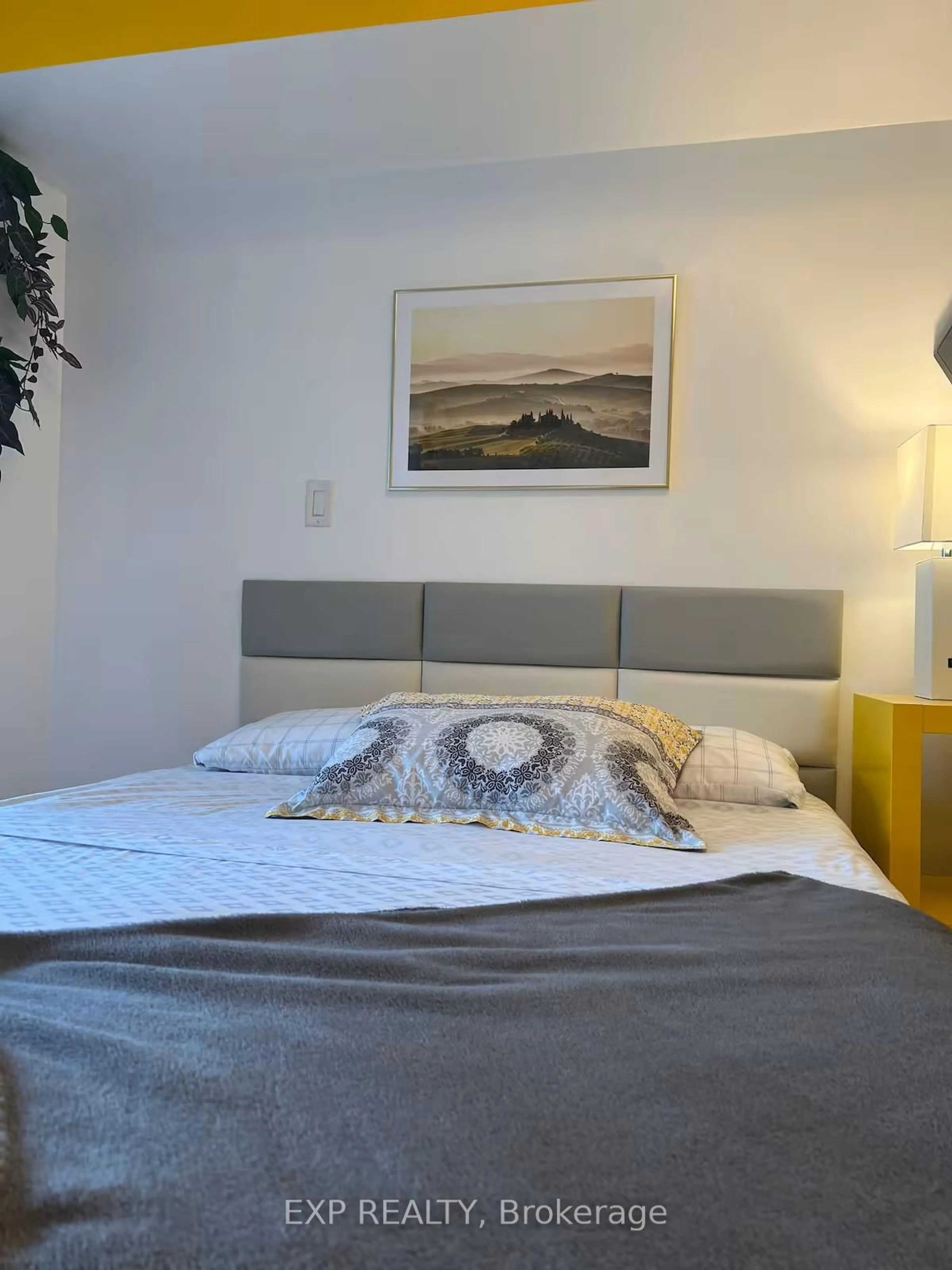 Bedroom with bed, unknown for 20 Blue Jays Way #814, Toronto Ontario M5V 3W6