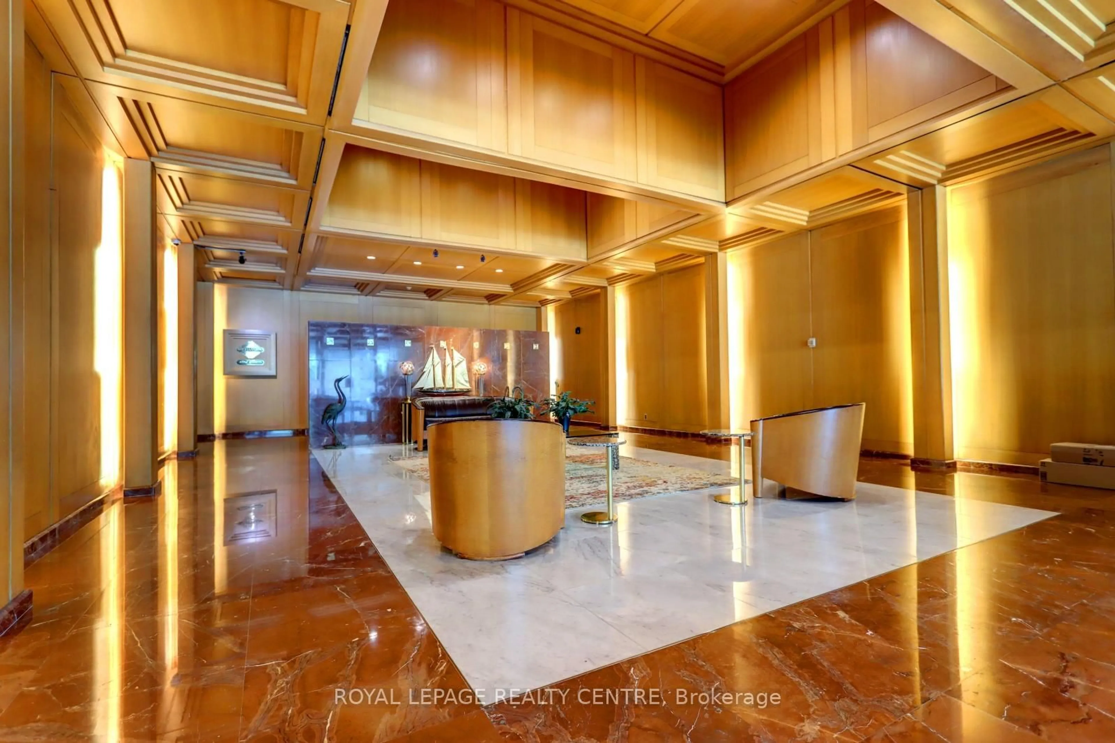 Lobby for 480 Queens Quay W #401W, Toronto Ontario M5V 2Y5