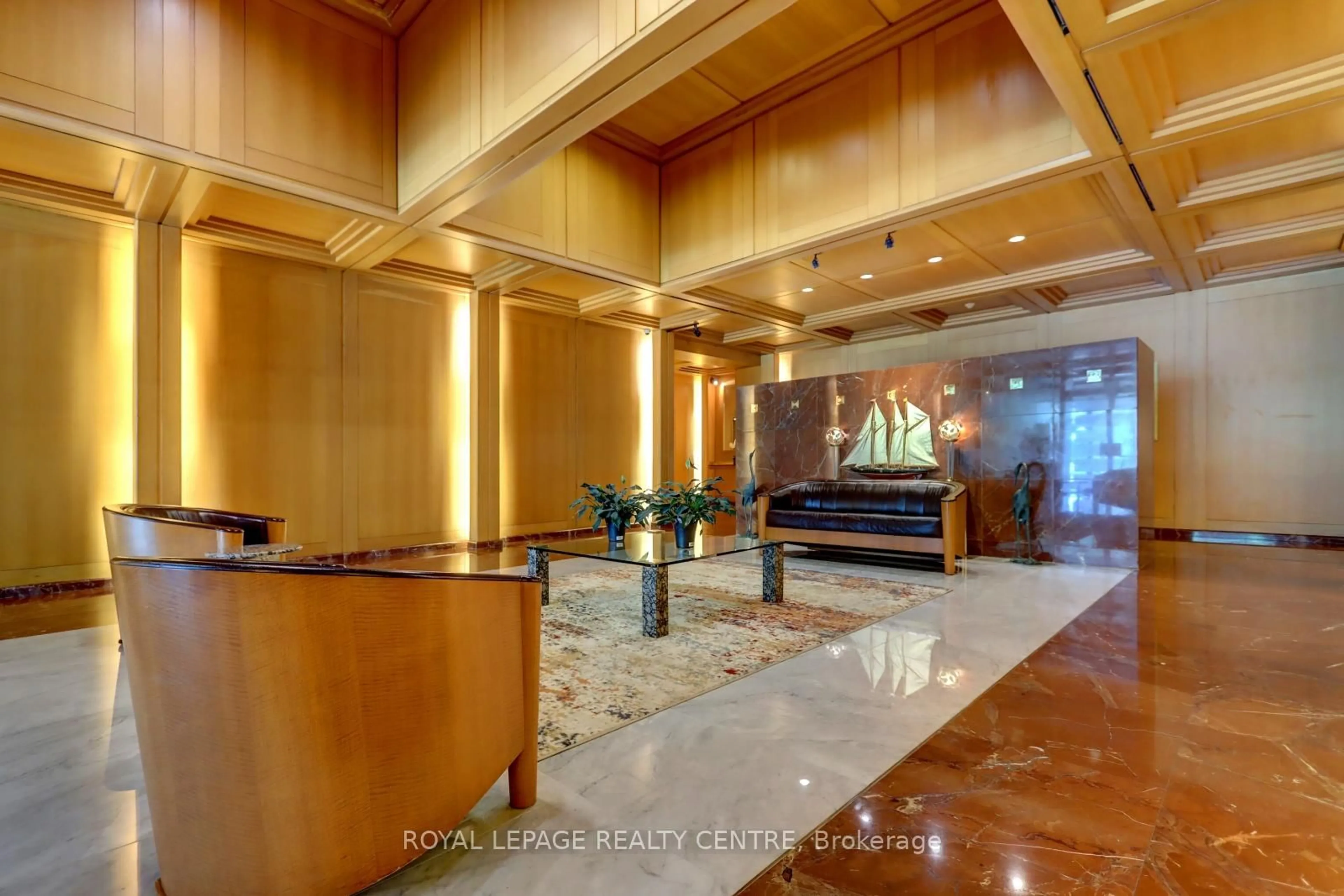 Lobby for 480 Queens Quay W #401W, Toronto Ontario M5V 2Y5