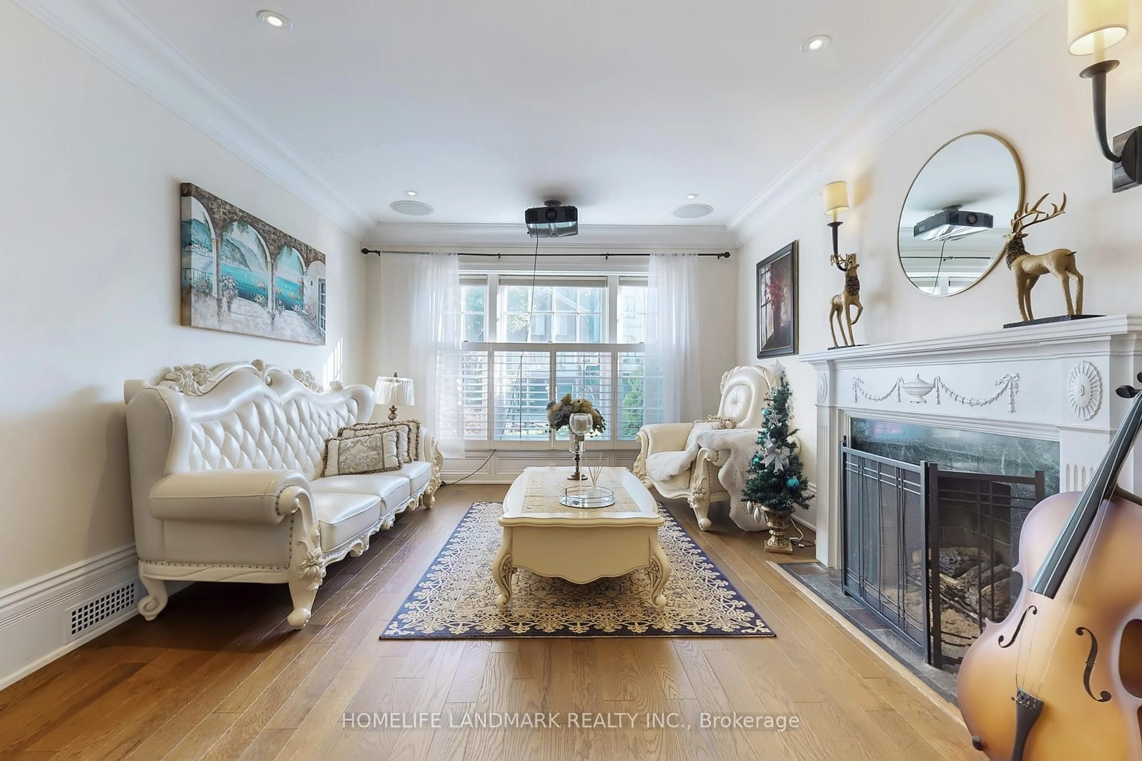 Living room with furniture, unknown for 8 Killarney Rd, Toronto Ontario M5P 1L8