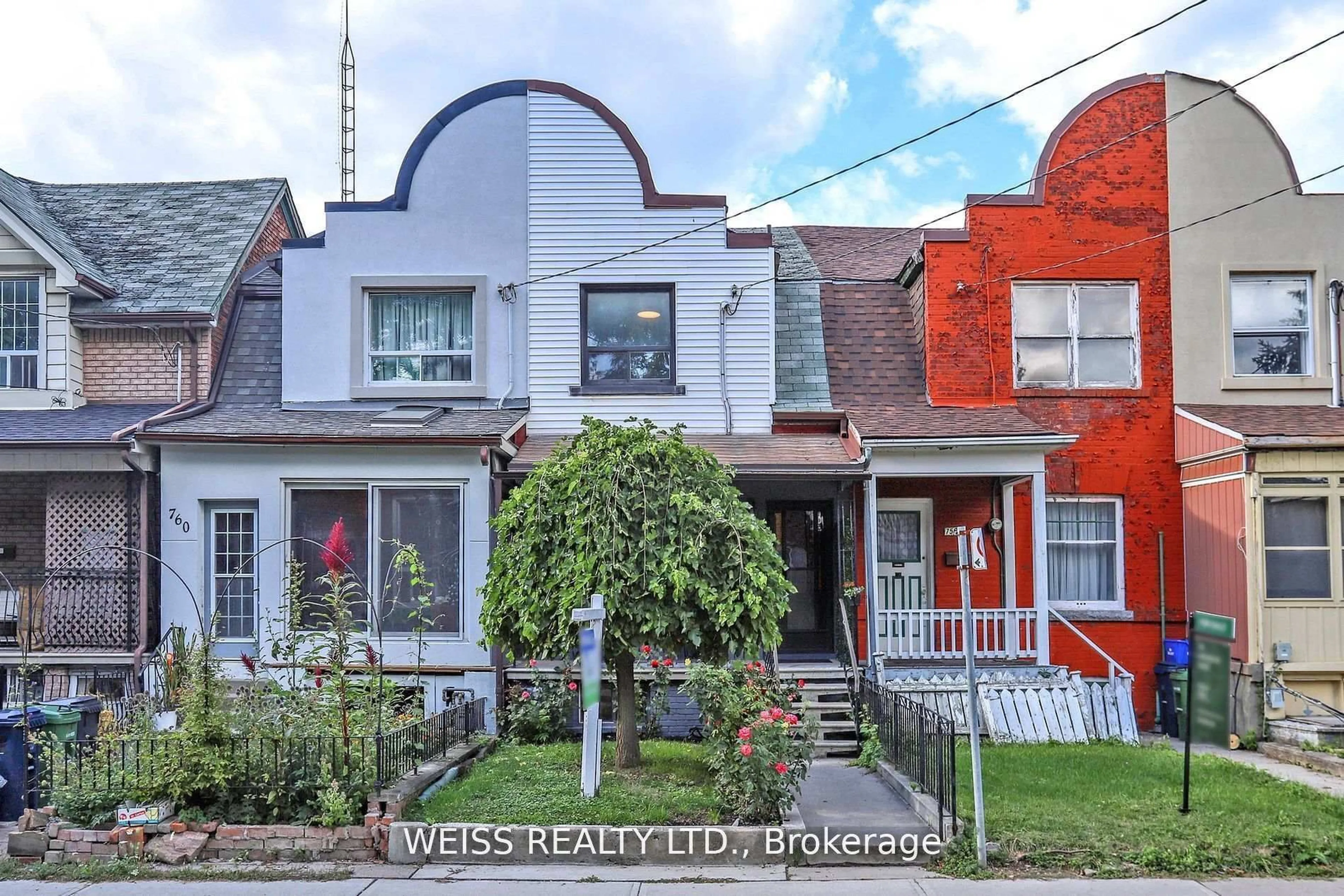 Home with brick exterior material, street for 758 Richmond St, Toronto Ontario M6J 1C5