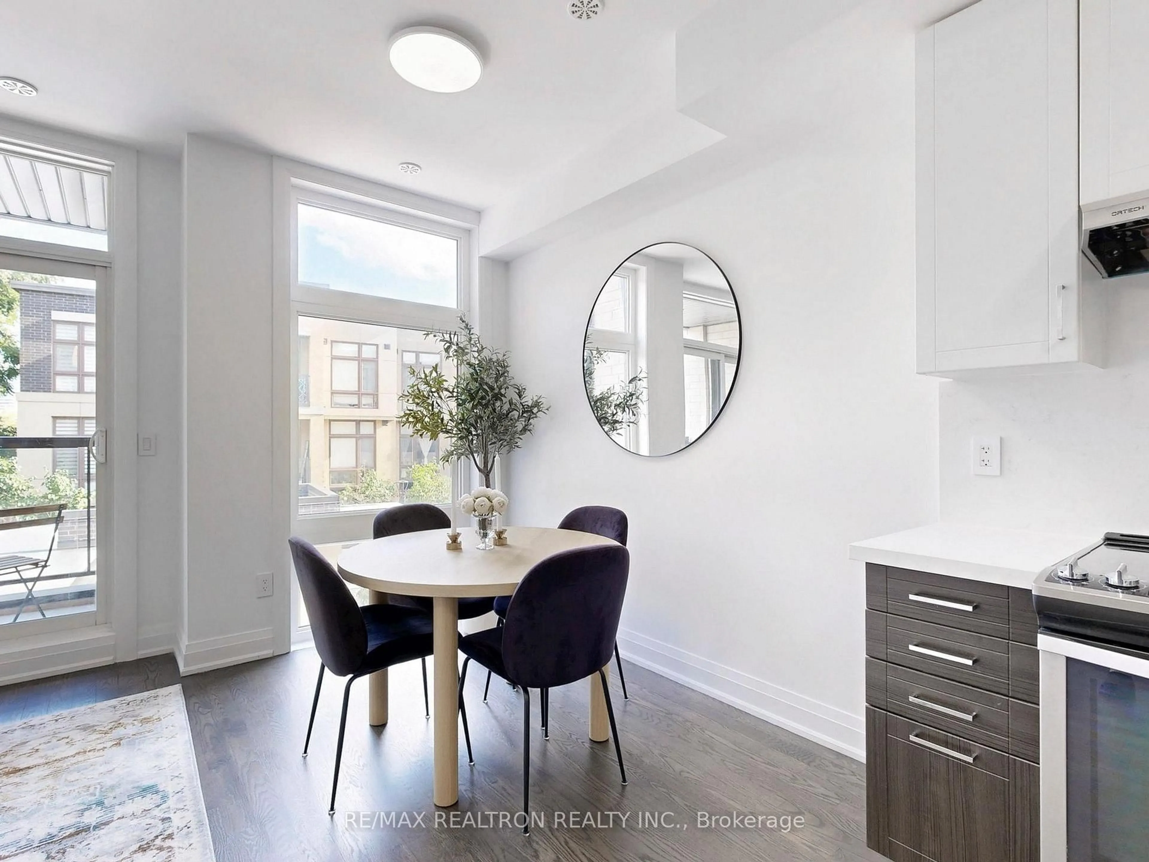 A pic of a room for 23 Eldora Ave #105, Toronto Ontario M2M 0B5