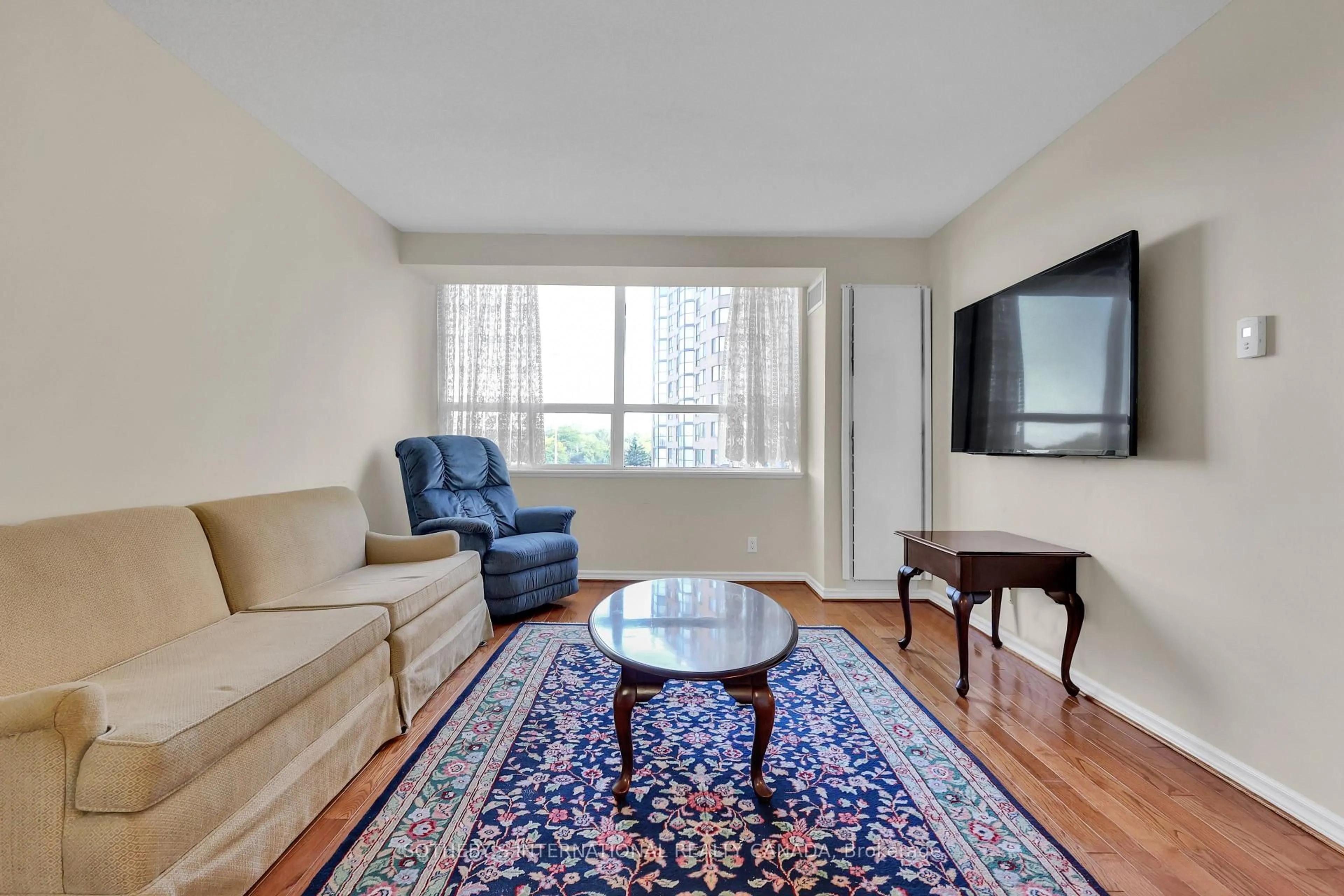 Living room with furniture, unknown for 265 Ridley Blvd #610, Toronto Ontario M5M 4N8