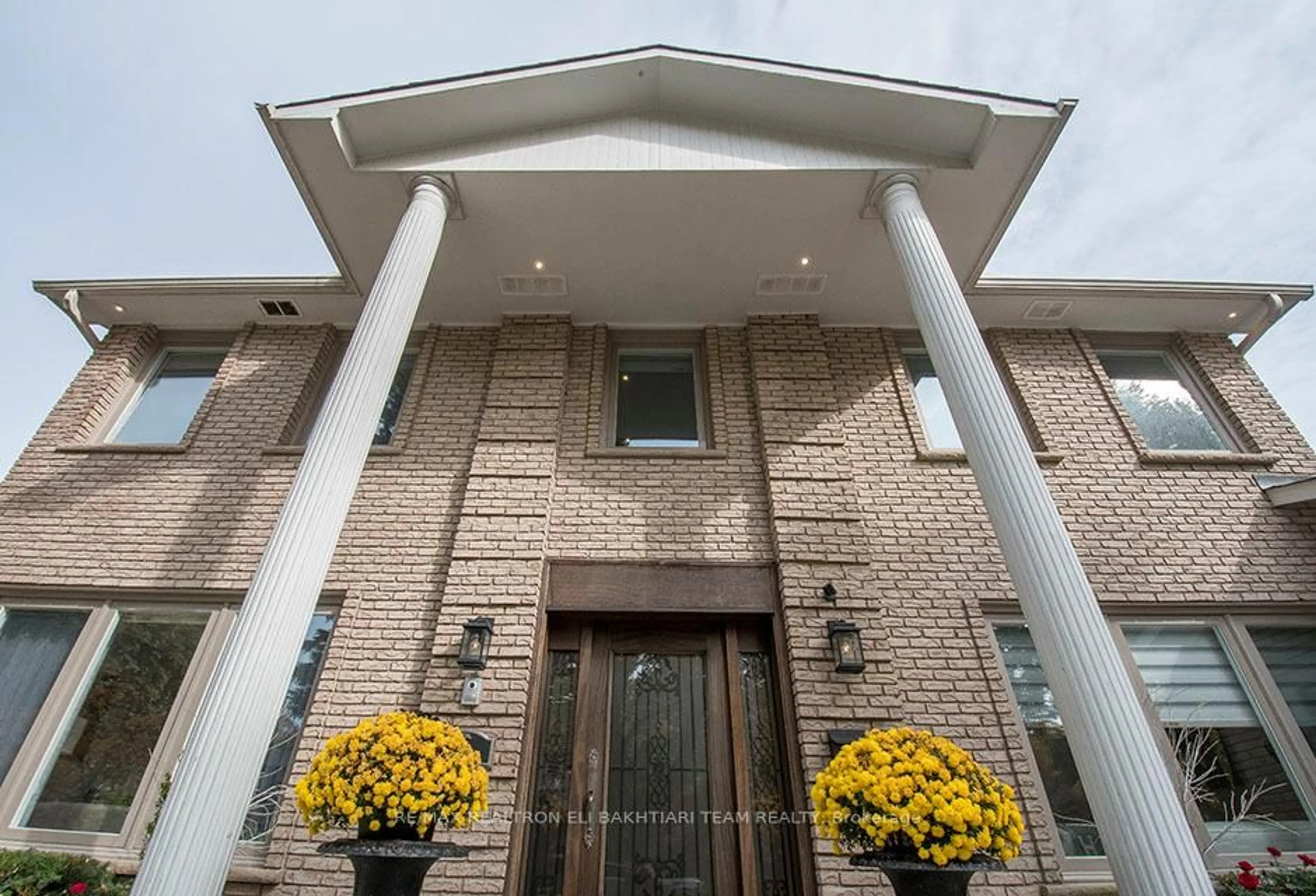 Home with brick exterior material, building for 5 Bamboo Grve, Toronto Ontario M3B 2C6