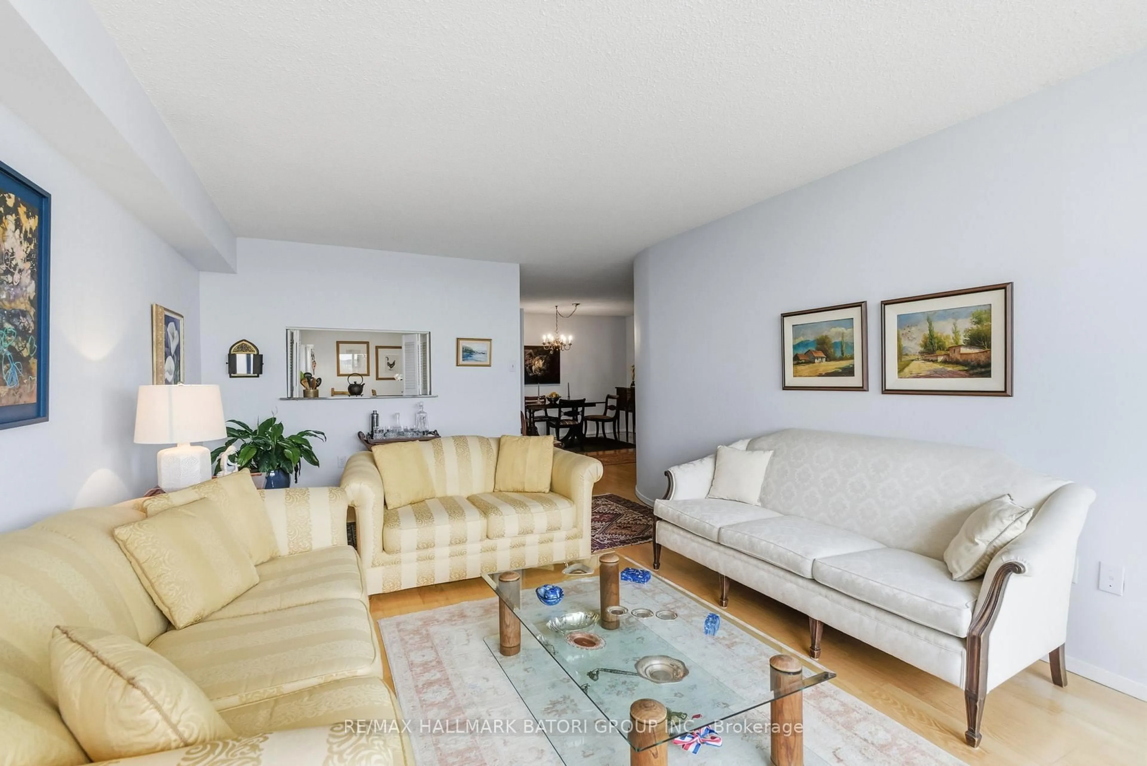 Living room with furniture, unknown for 55 Skymark Dr #1901, Toronto Ontario M2H 3N4