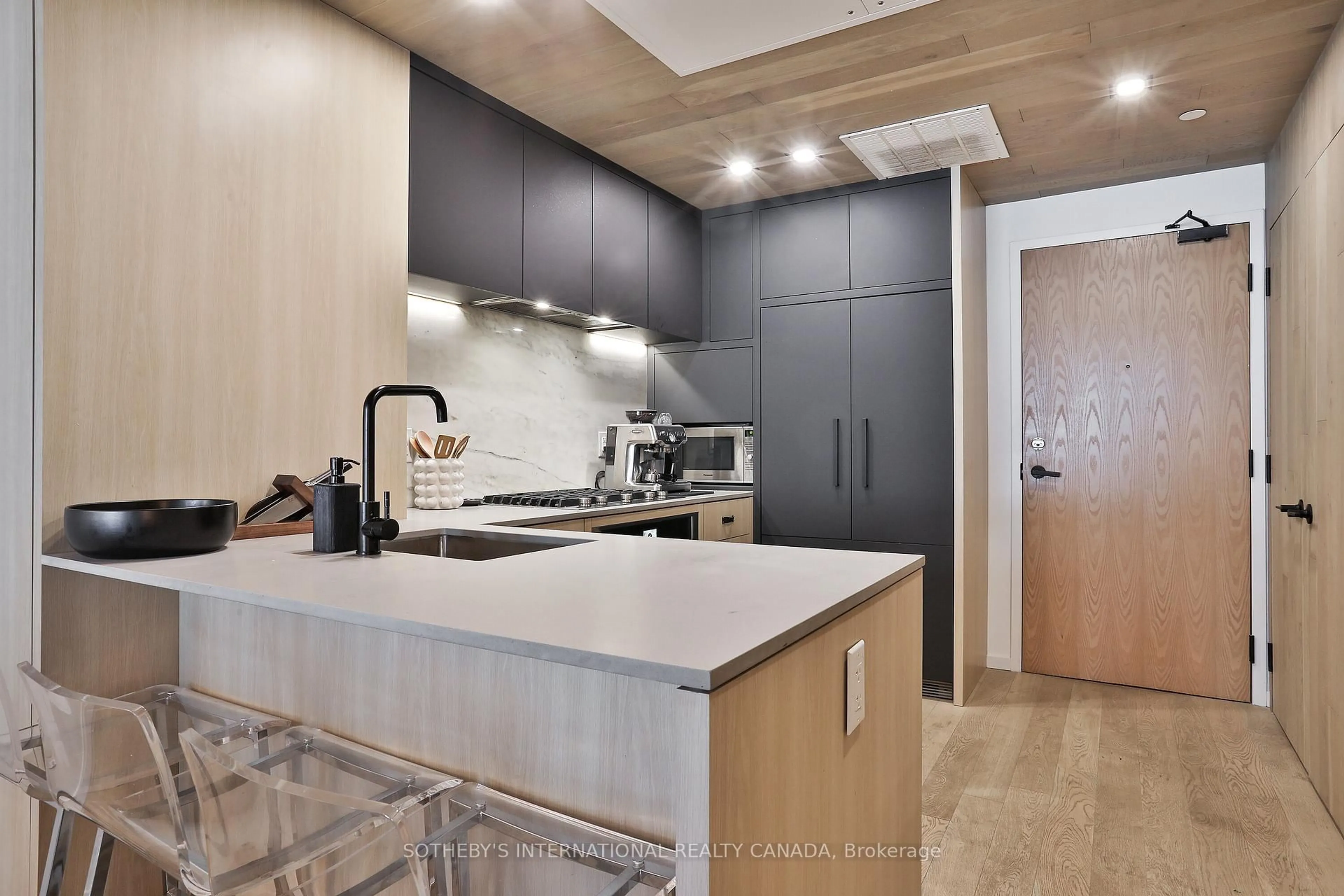 Contemporary kitchen, unknown for 45 Dovercourt Rd #302, Toronto Ontario M6J 3C2
