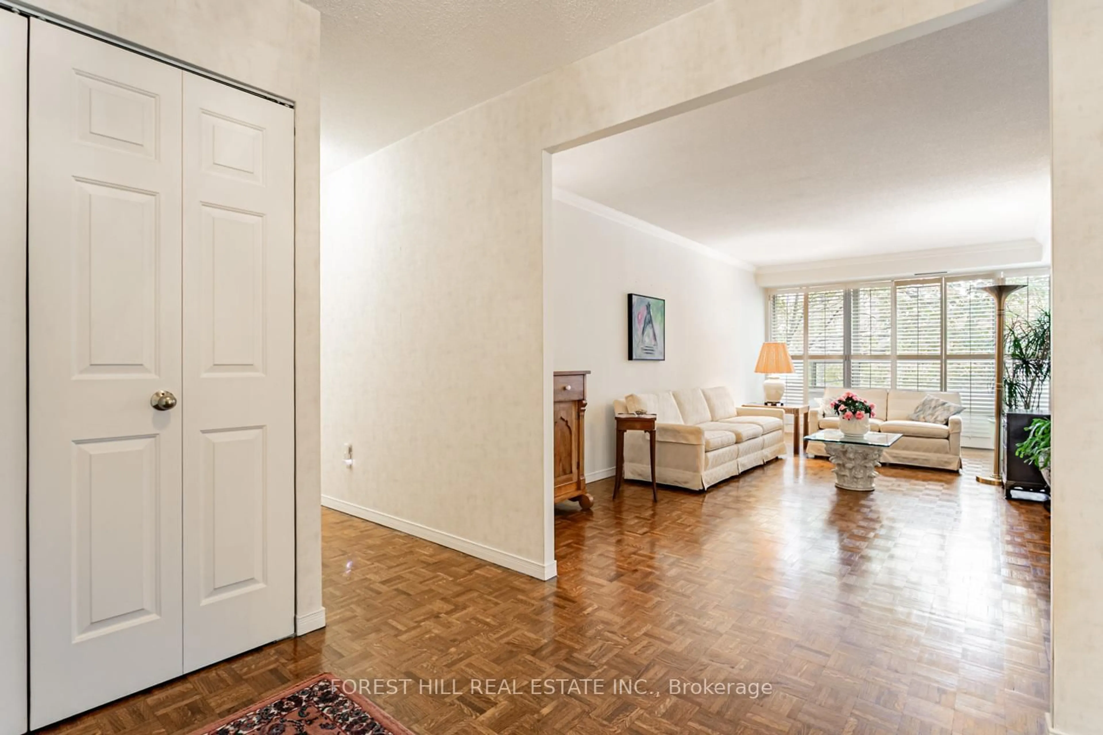 Unknown for 18 Lower Village Gate #307, Toronto Ontario M5P 3M1