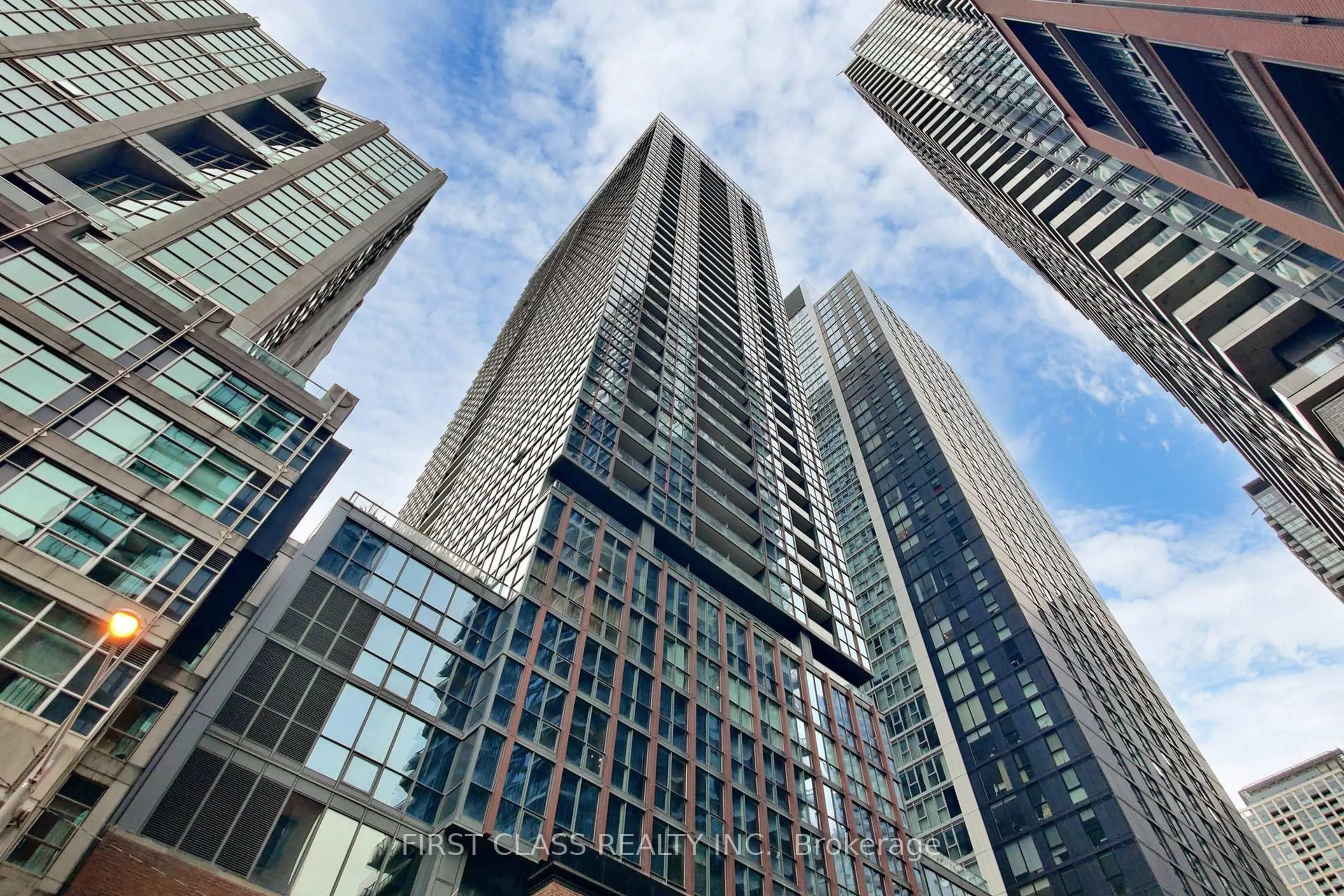 Unknown for 88 Blue Jays Way #2708, Toronto Ontario M5V 0L7