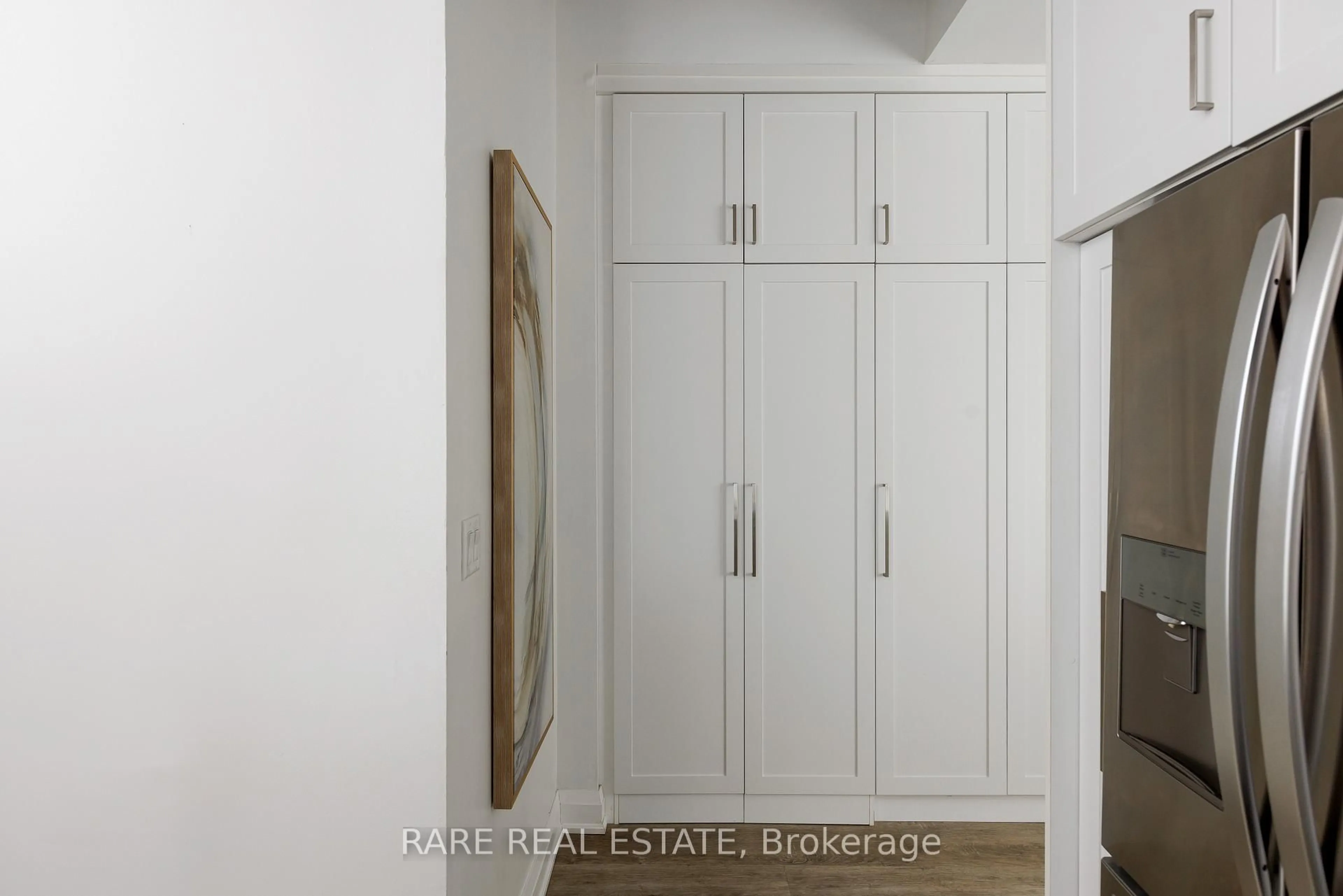 Unknown for 23 Brant St #609, Toronto Ontario M5V 2L5