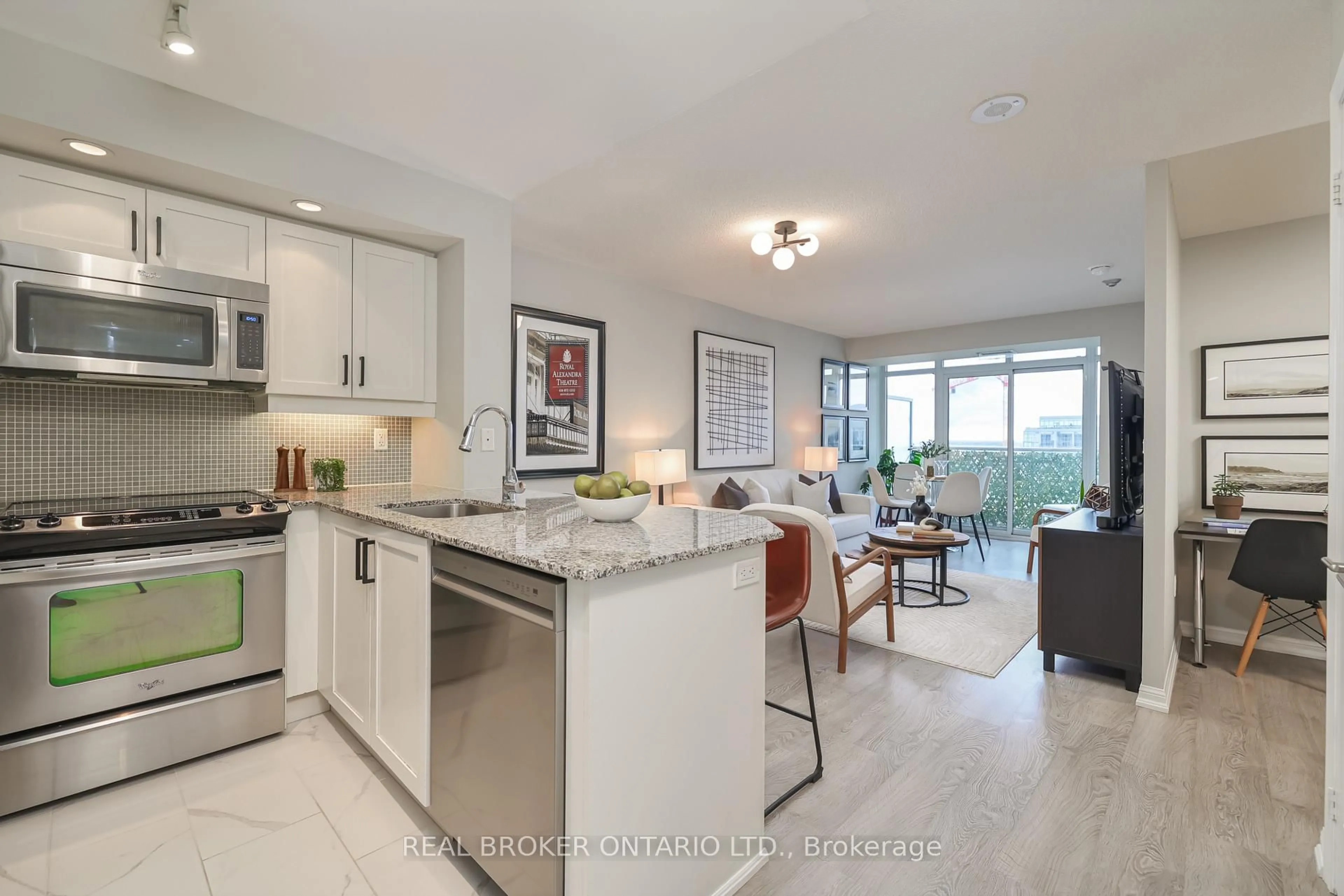 Open concept kitchen, ceramic/tile floor for 85 East Liberty St #1219, Toronto Ontario M6K 3R4