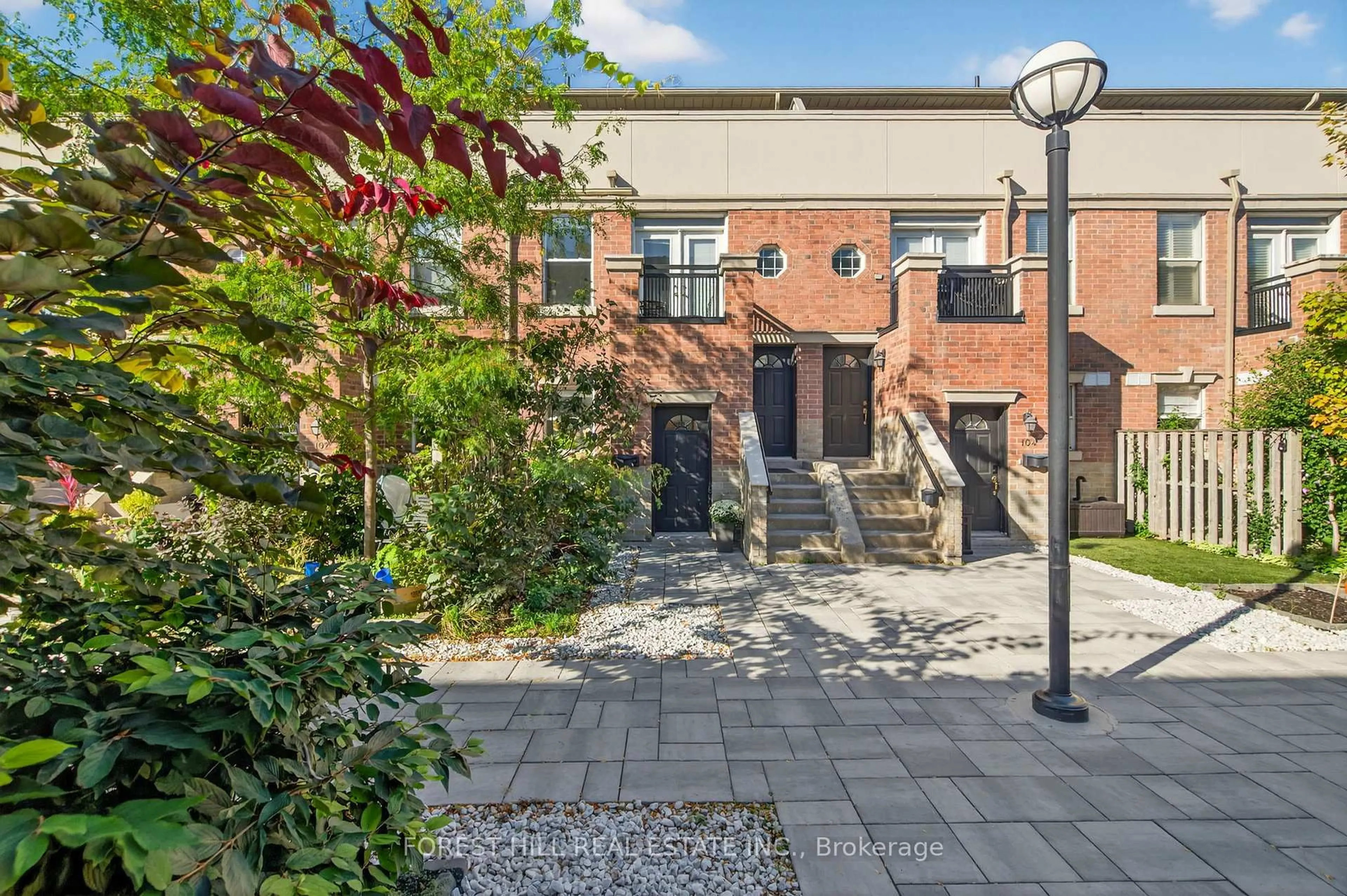 Patio, street for 55 Halton St #103, Toronto Ontario M6J 1R5