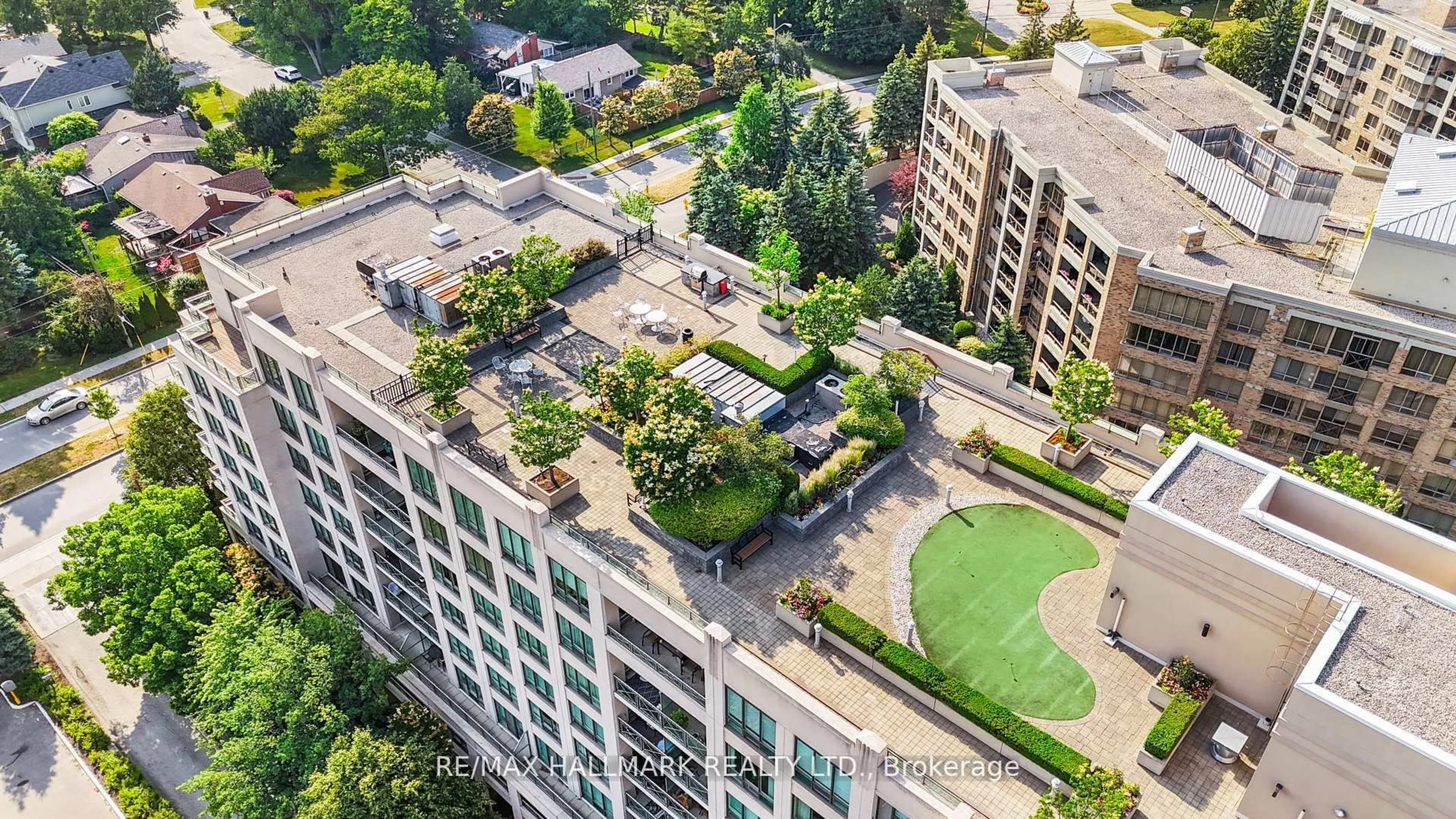 A pic from outside/outdoor area/front of a property/back of a property/a pic from drone, city buildings view from balcony for 205 The Donway #328, Toronto Ontario M3B 3S5