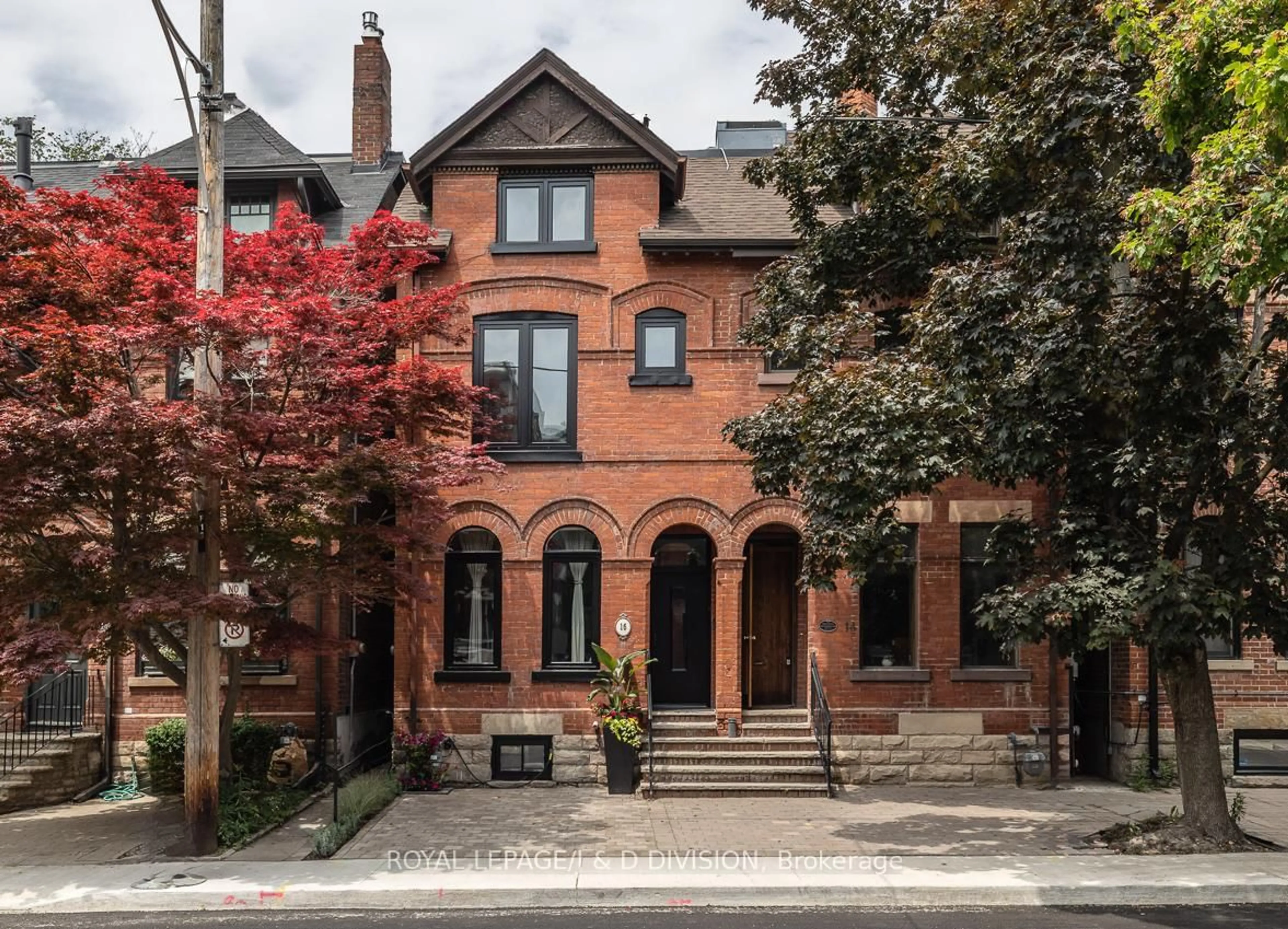 Home with brick exterior material, street for 16 Boswell Ave, Toronto Ontario M5R 1M4