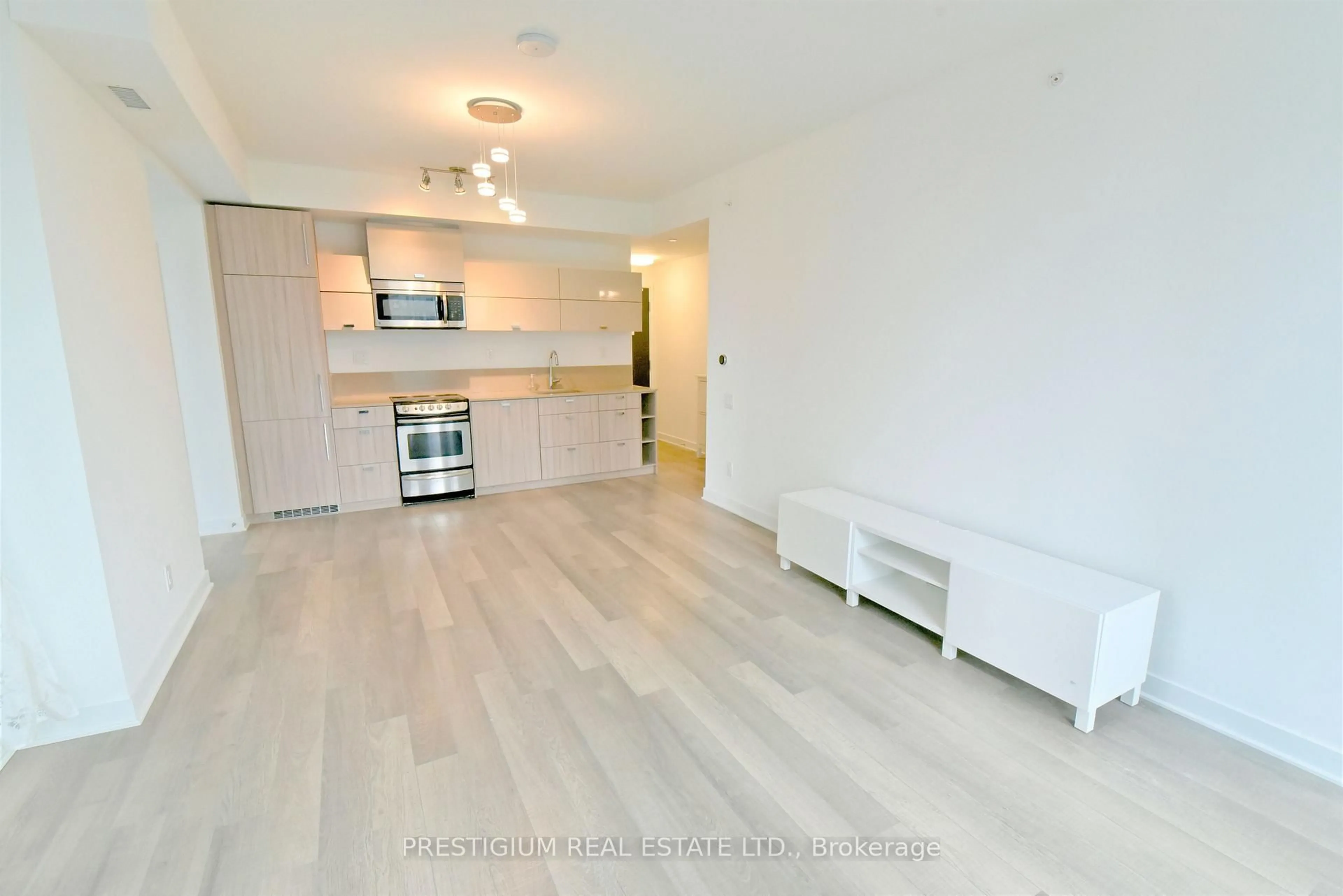 Unknown for 290 Adelaide St #1910, Toronto Ontario M5V 0P3