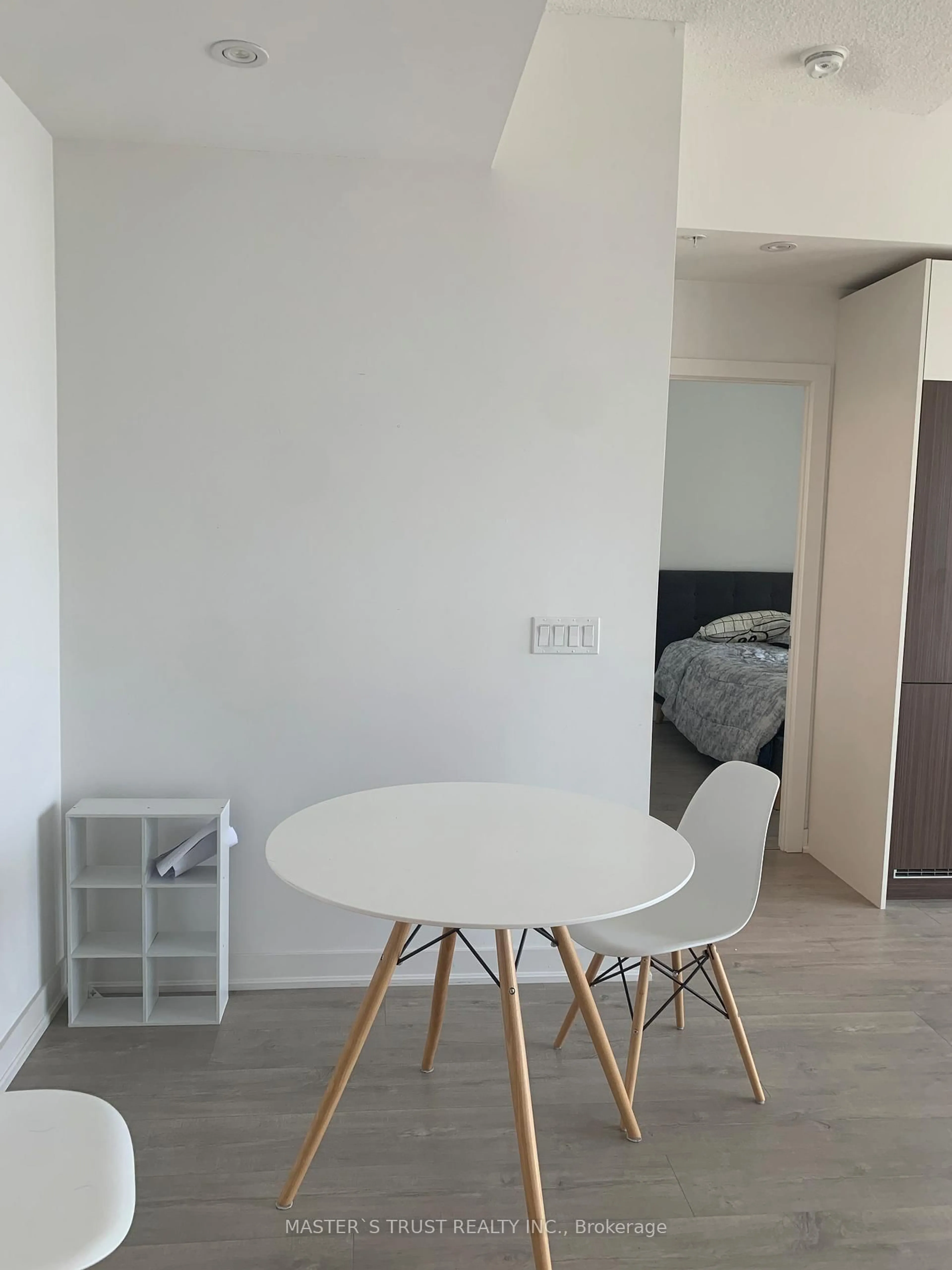 A pic of a room for 30 Nelson St #2406, Toronto Ontario M5V 0H5