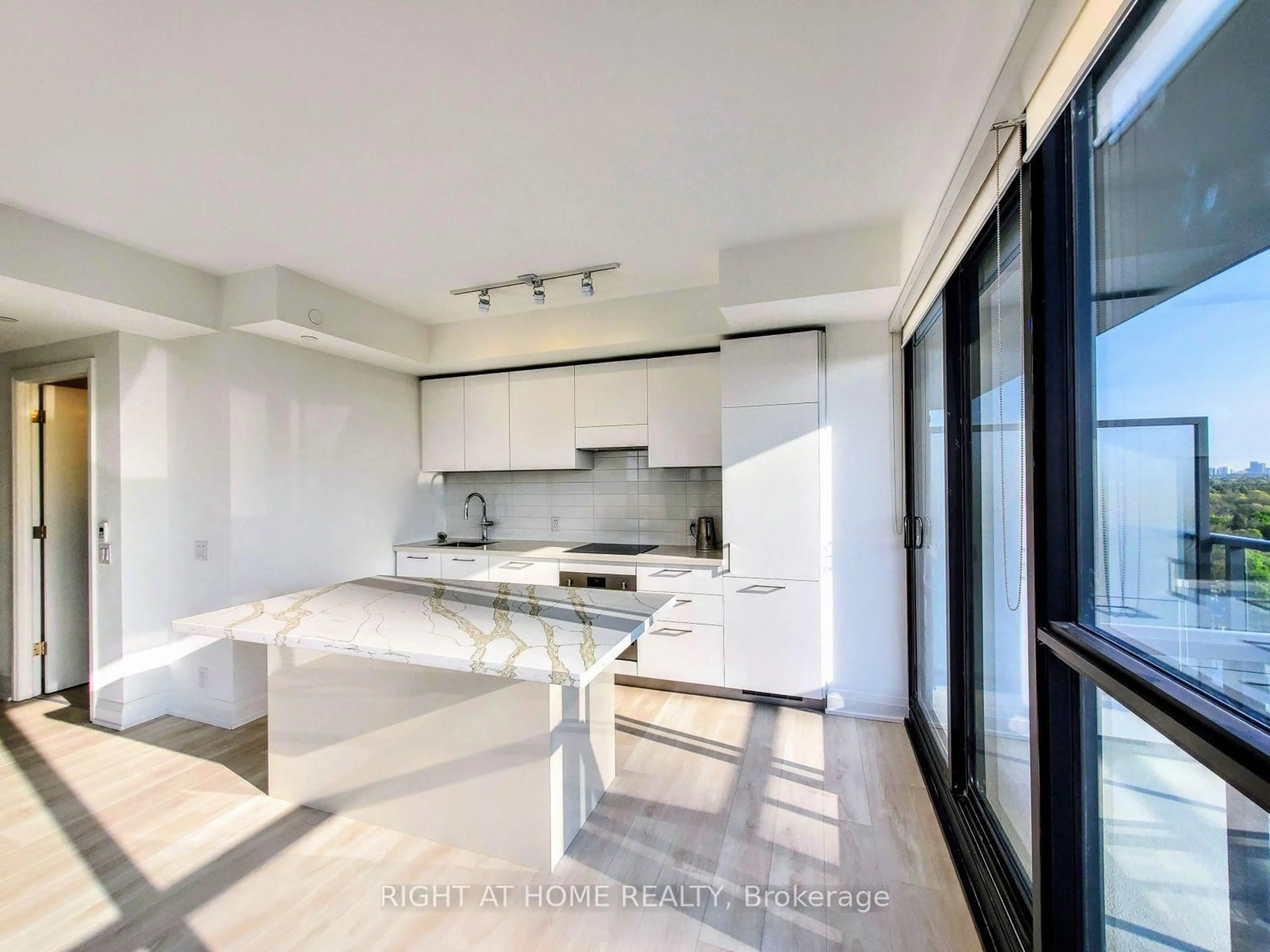 Unknown for 33 Frederick Todd Way #1308, Toronto Ontario M4G 0C9