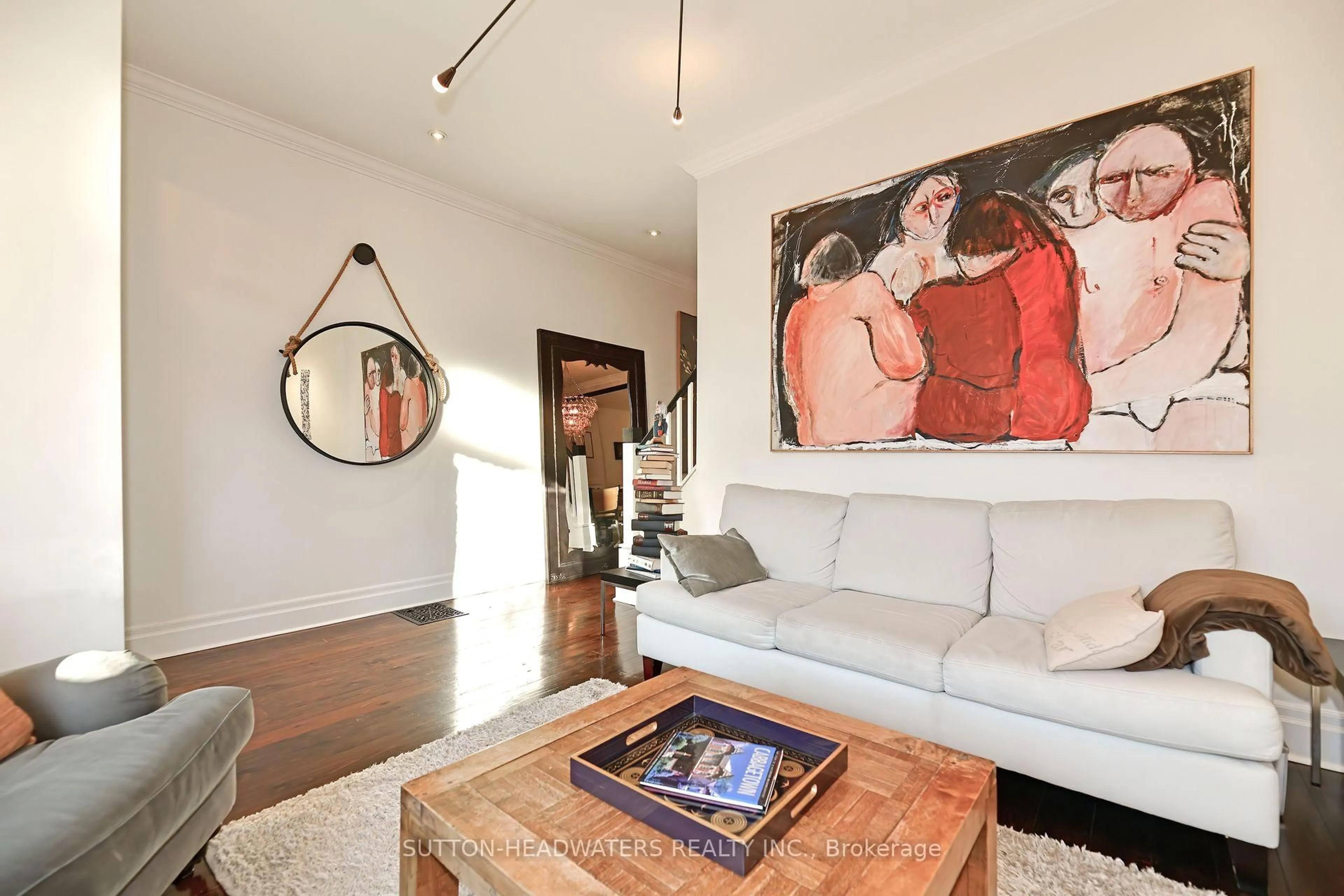 Living room with furniture, unknown for 40 Geneva Ave, Toronto Ontario M5A 2J8