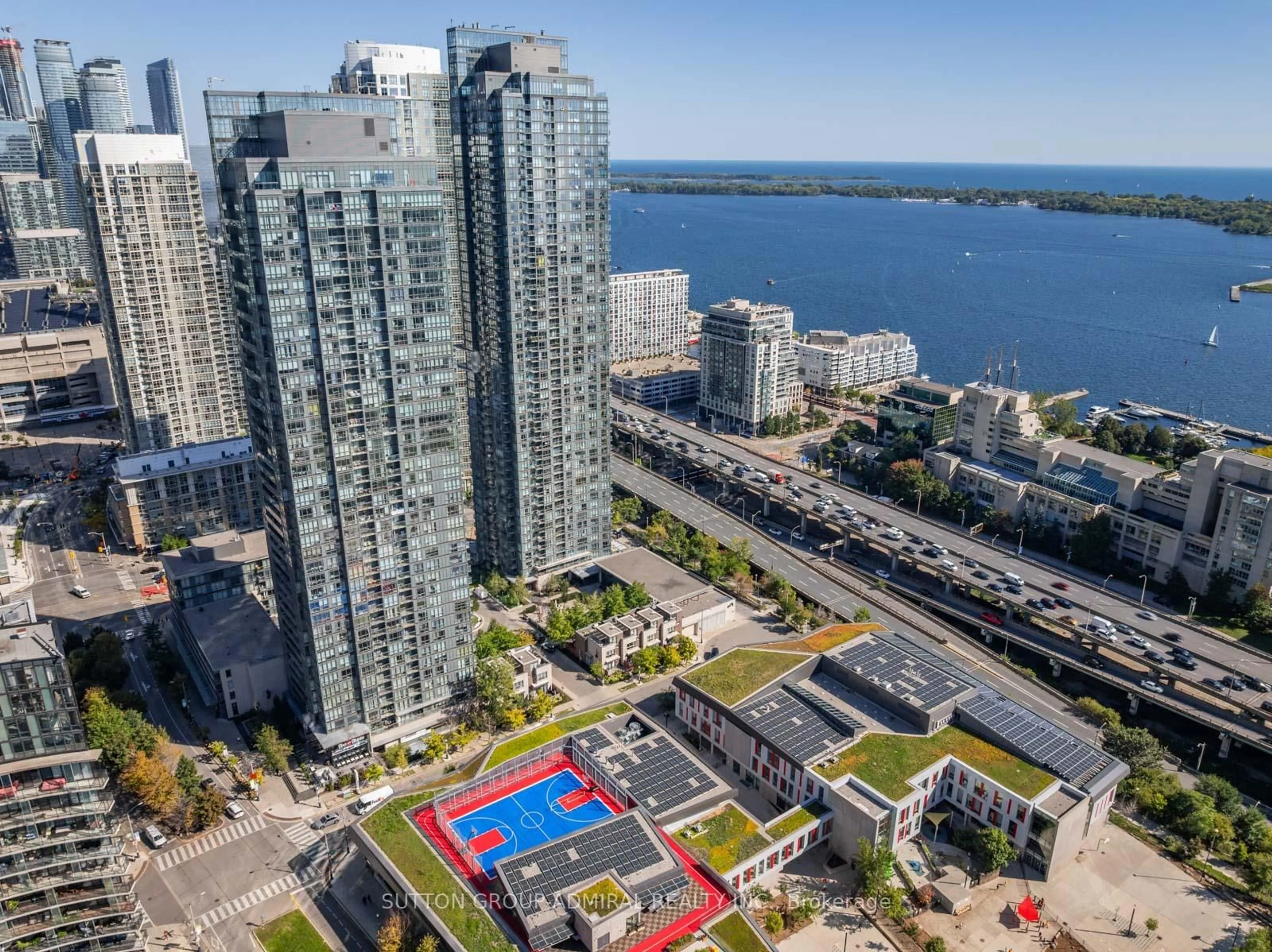 A pic from outside/outdoor area/front of a property/back of a property/a pic from drone, city buildings view from balcony for 11 Brunel Crt #3711, Toronto Ontario M5V 3Y3