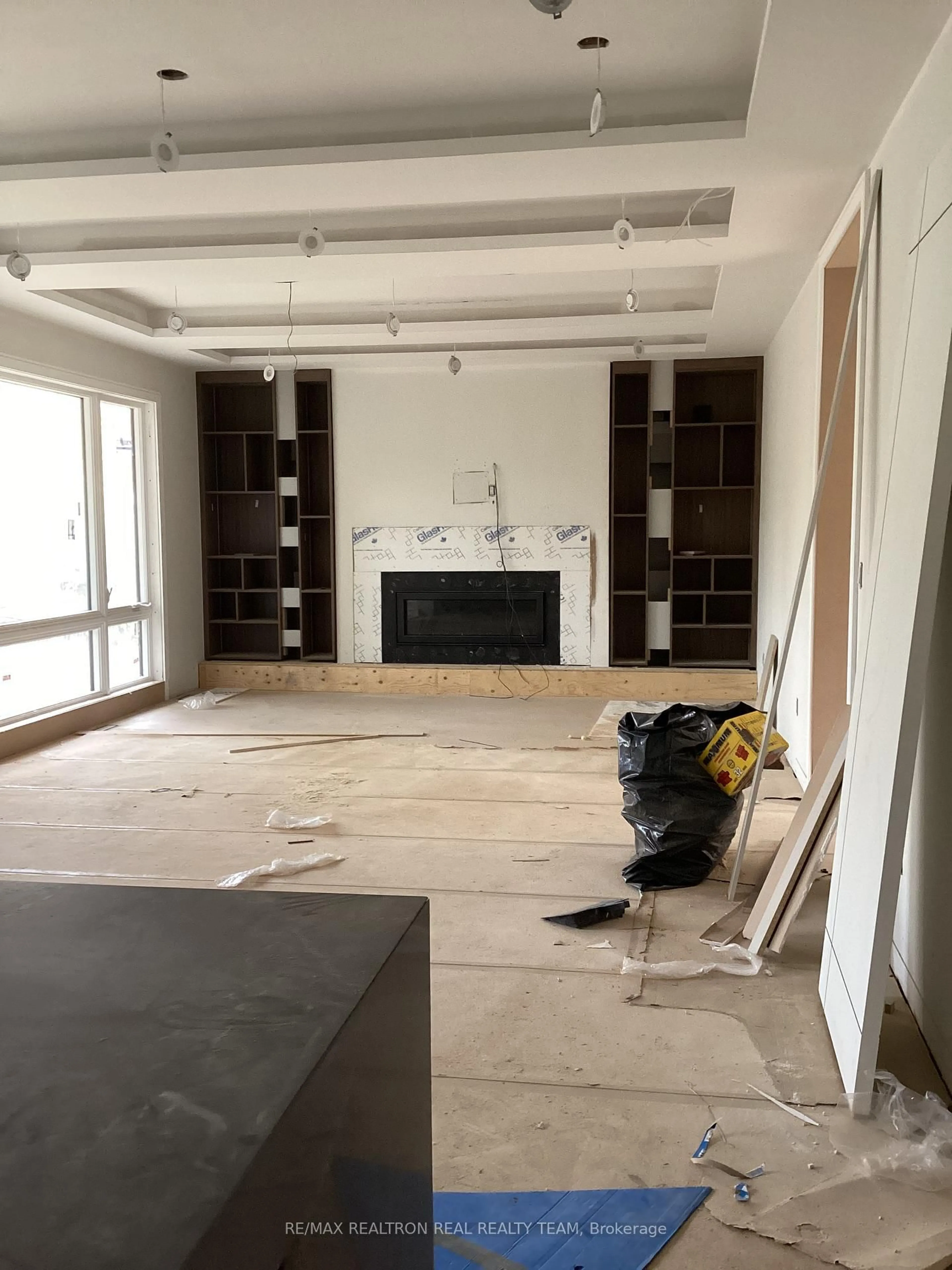 Unknown for 162 Church Ave, Toronto Ontario M2N 4G5