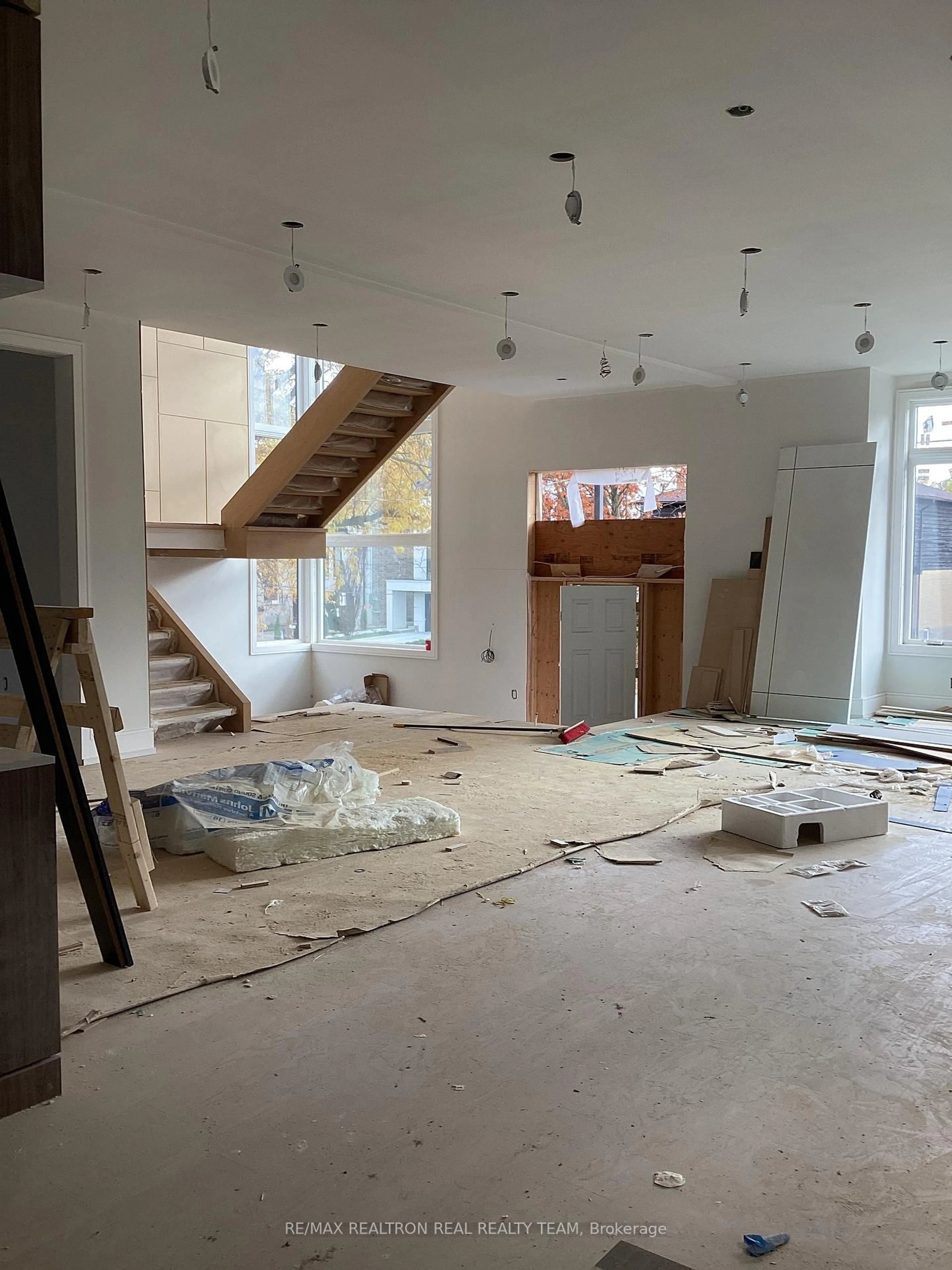 A pic of a room for 162 Church Ave, Toronto Ontario M2N 4G5