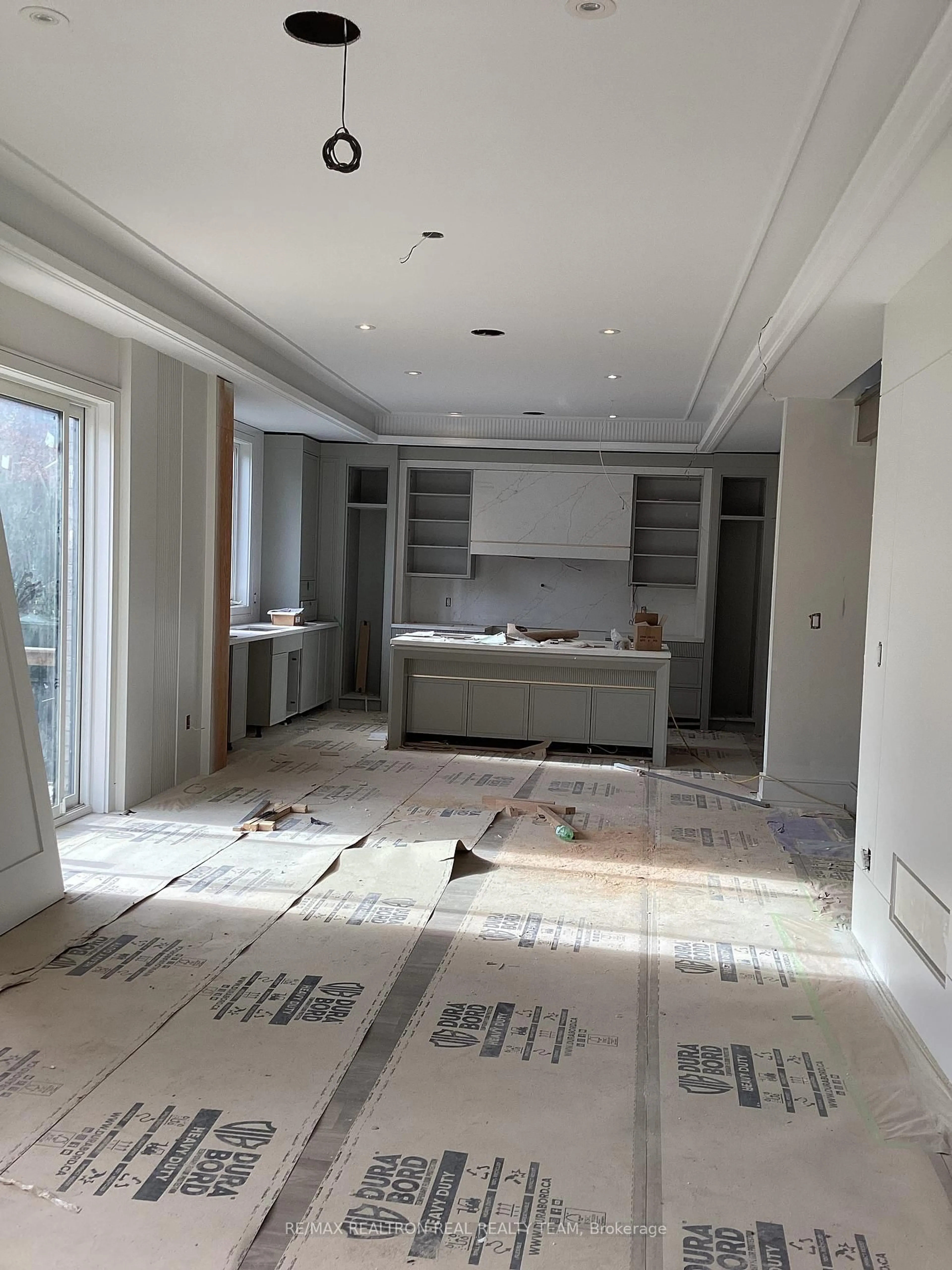 A pic of a room for 2 Palomino Cres, Toronto Ontario M2K 1W1