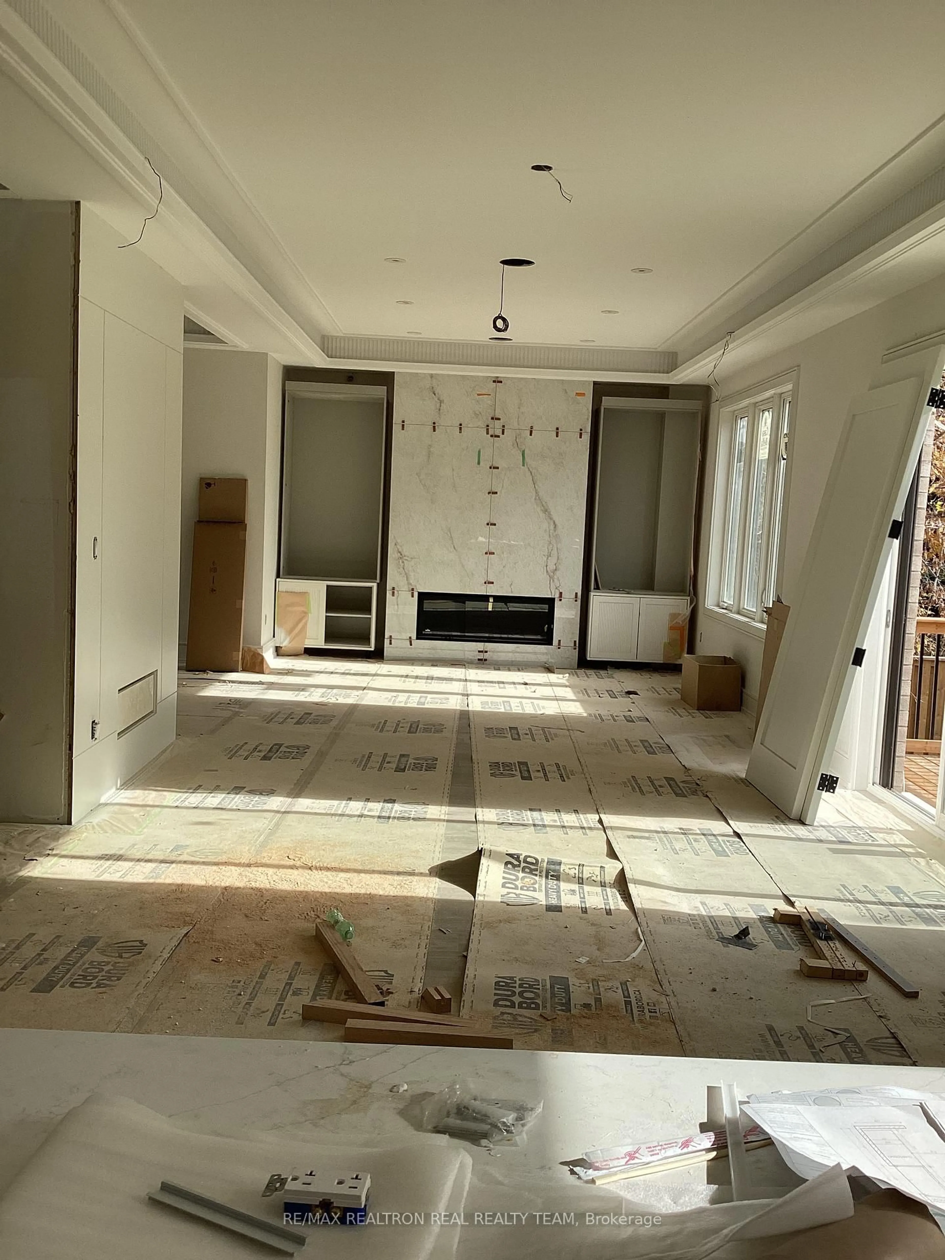 A pic of a room for 2 Palomino Cres, Toronto Ontario M2K 1W1