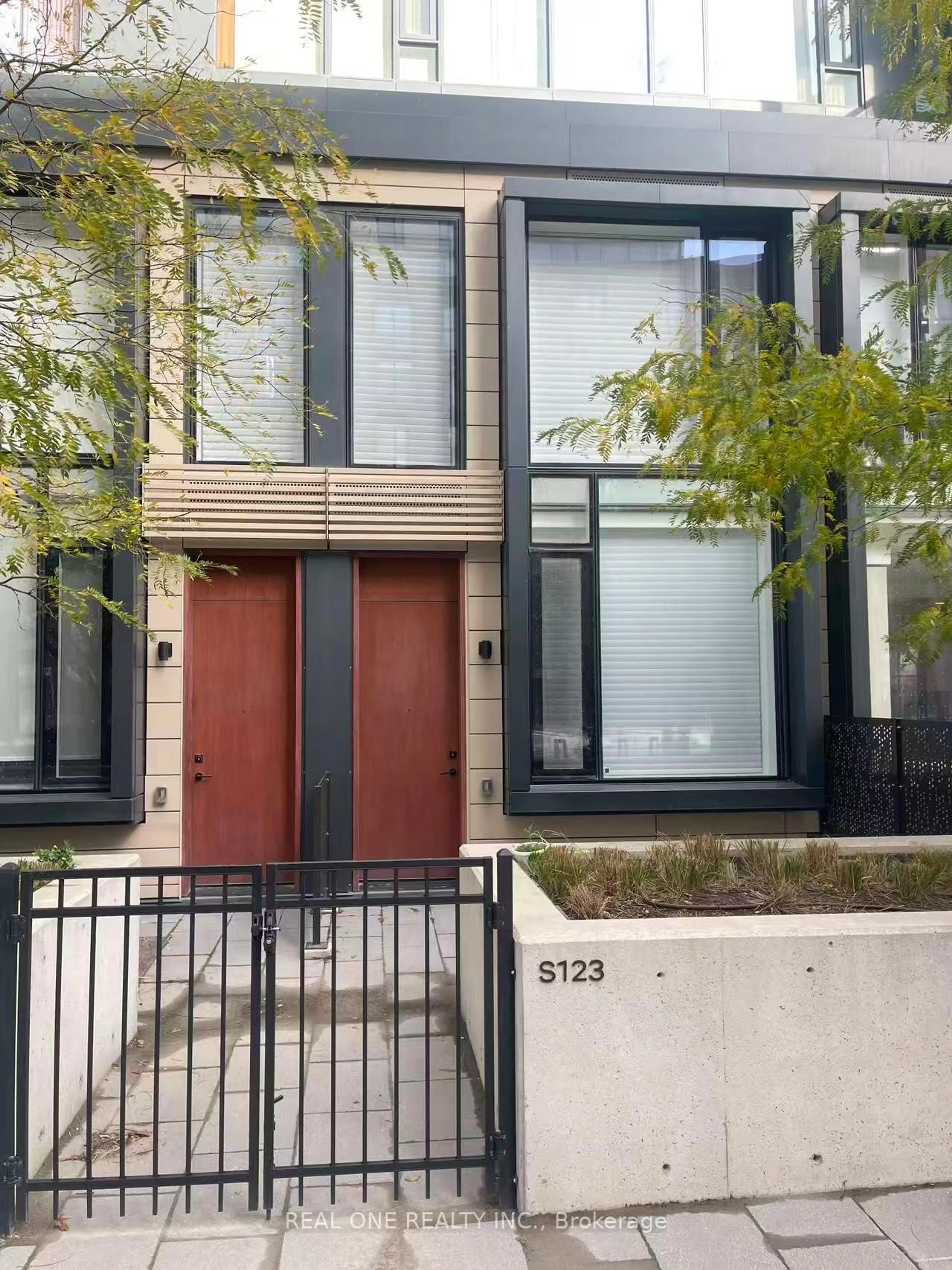 Unknown for 180 Mill St #S123, Toronto Ontario M5A 0V7