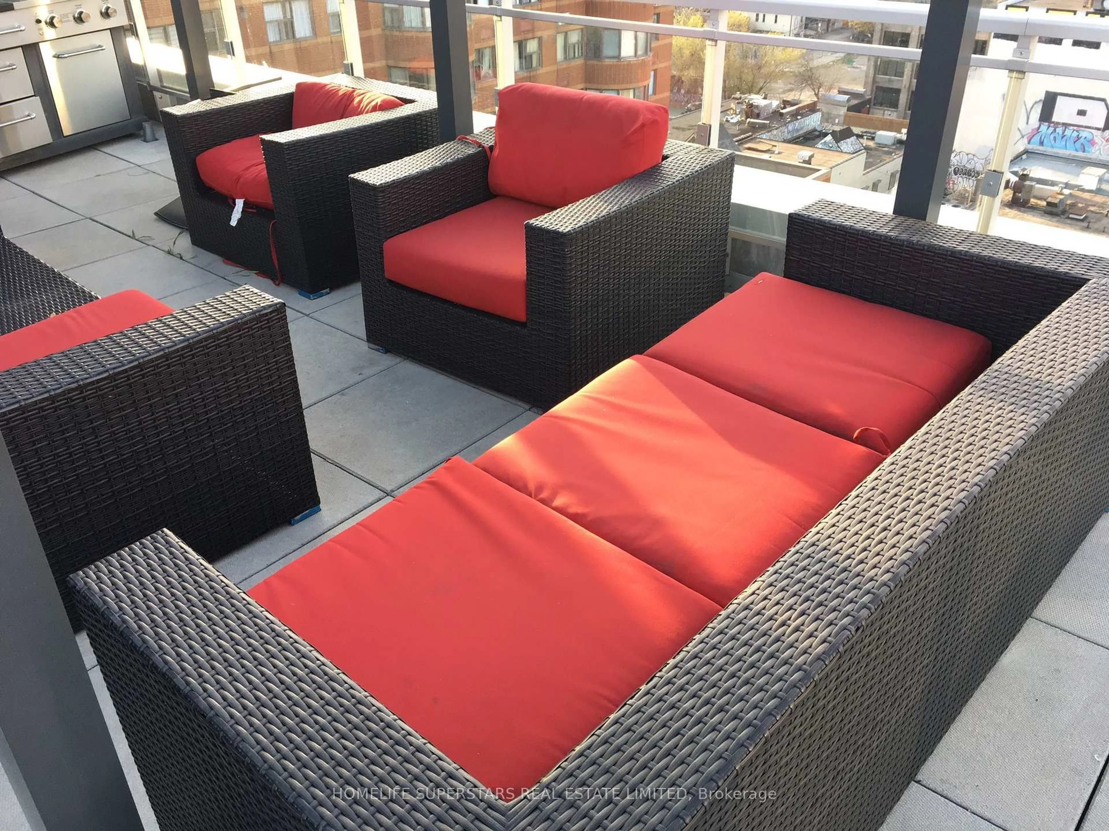 Patio, unknown for 10 Willison Sq #305, Toronto Ontario M5T 0A8