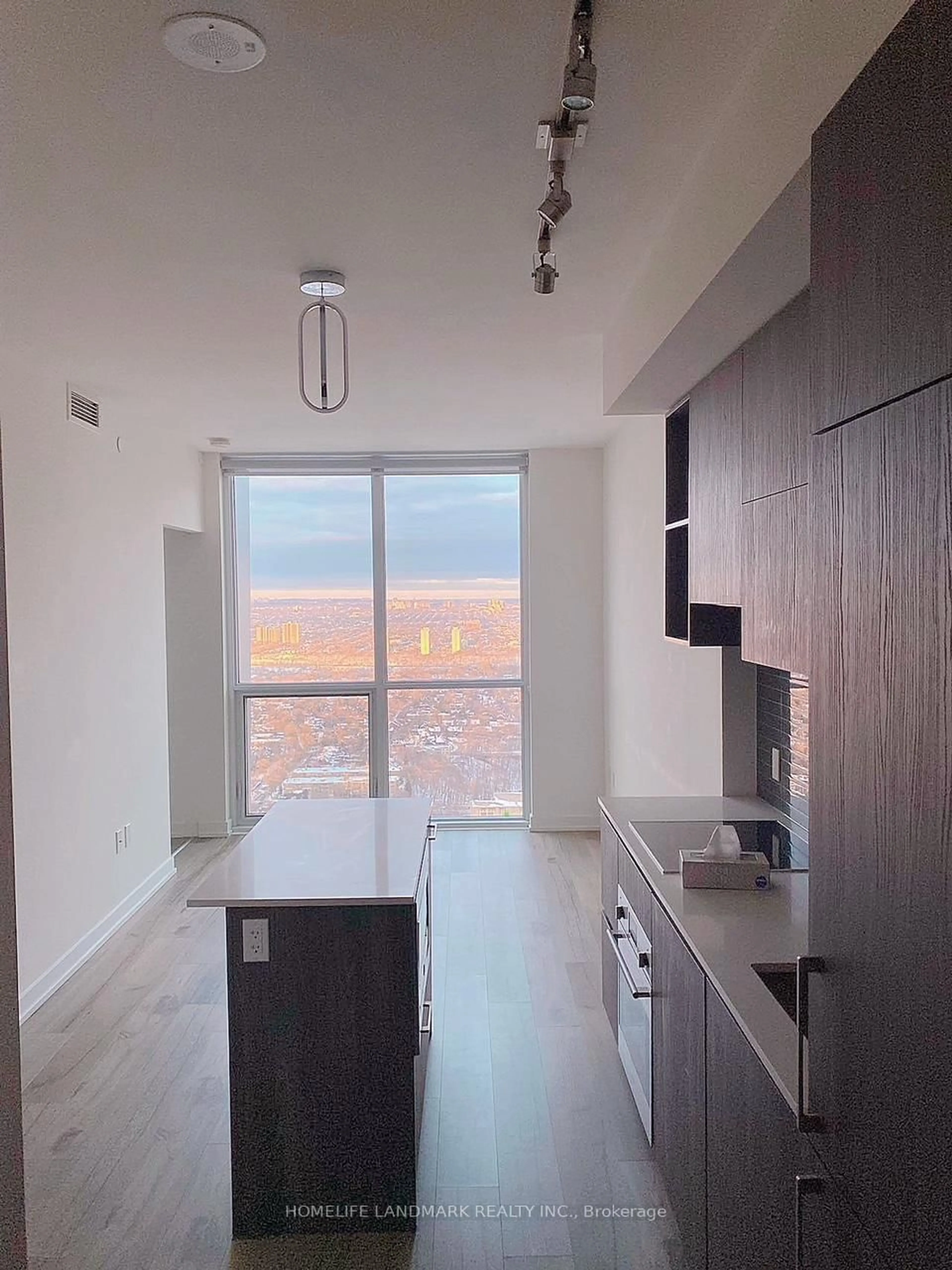 Unknown for 1 Yorkville Ave #4710, Toronto Ontario M4W 1L1