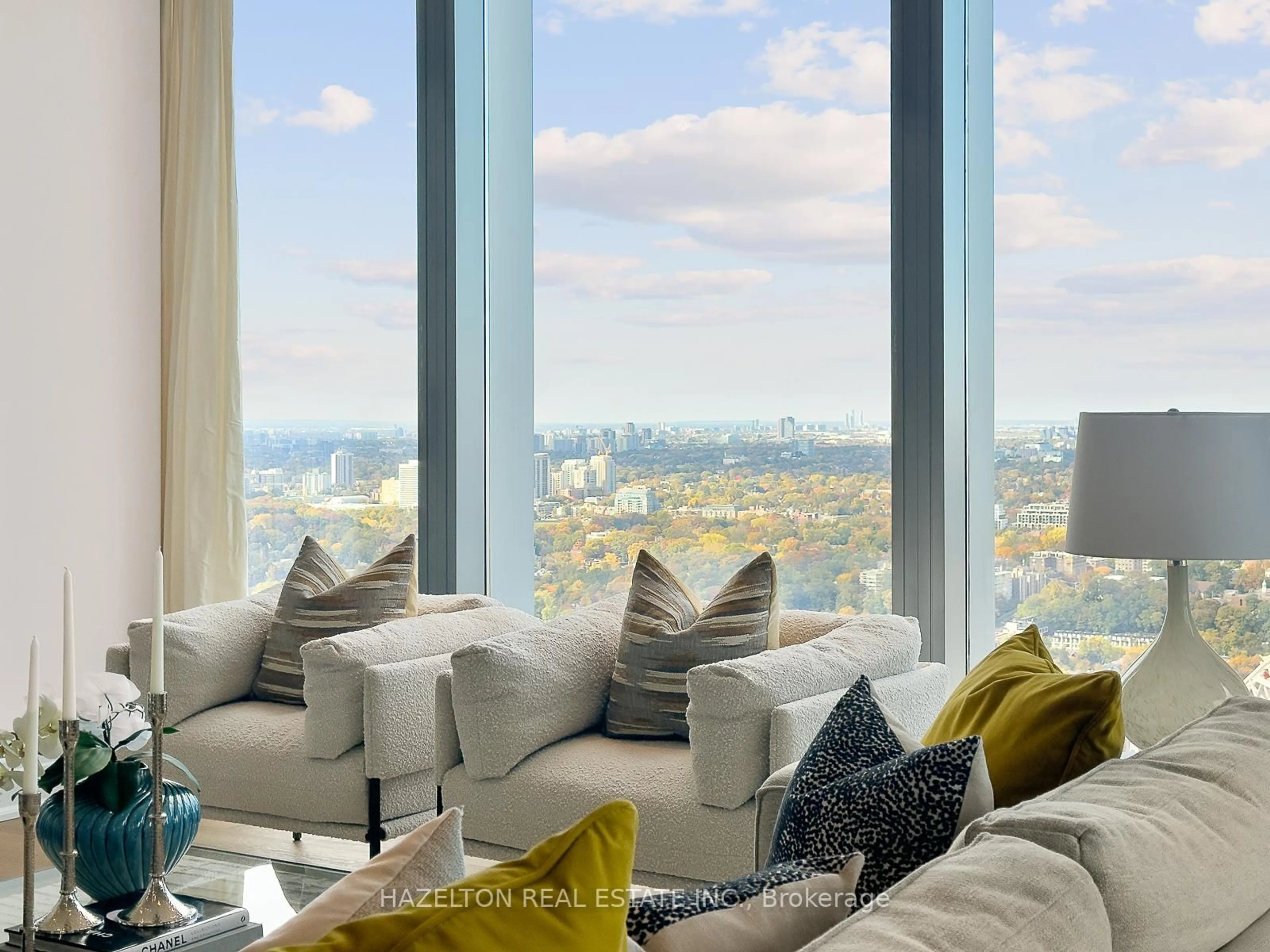 Living room with furniture, unknown for 50 Yorkville Ave #4802, Toronto Ontario M4W 0A3