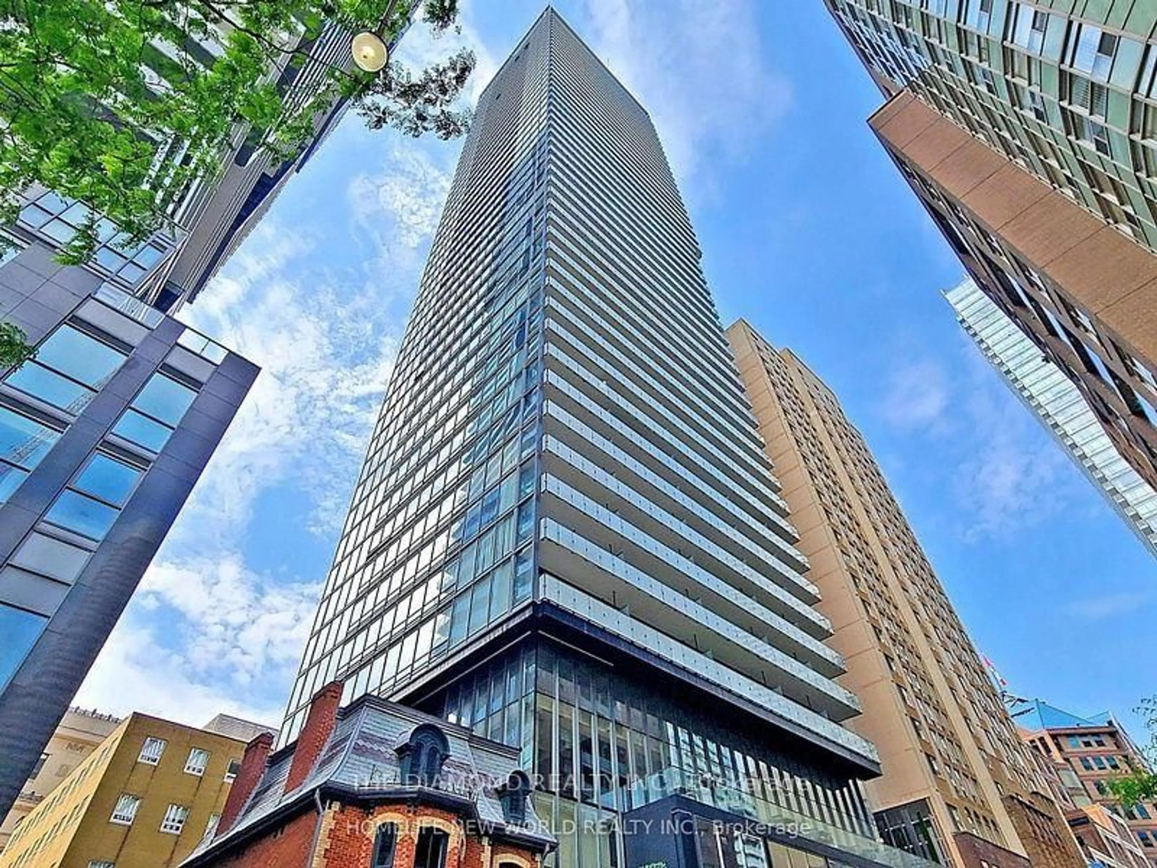Unknown for 15 Grenville St #4710, Toronto Ontario M4Y 1A1