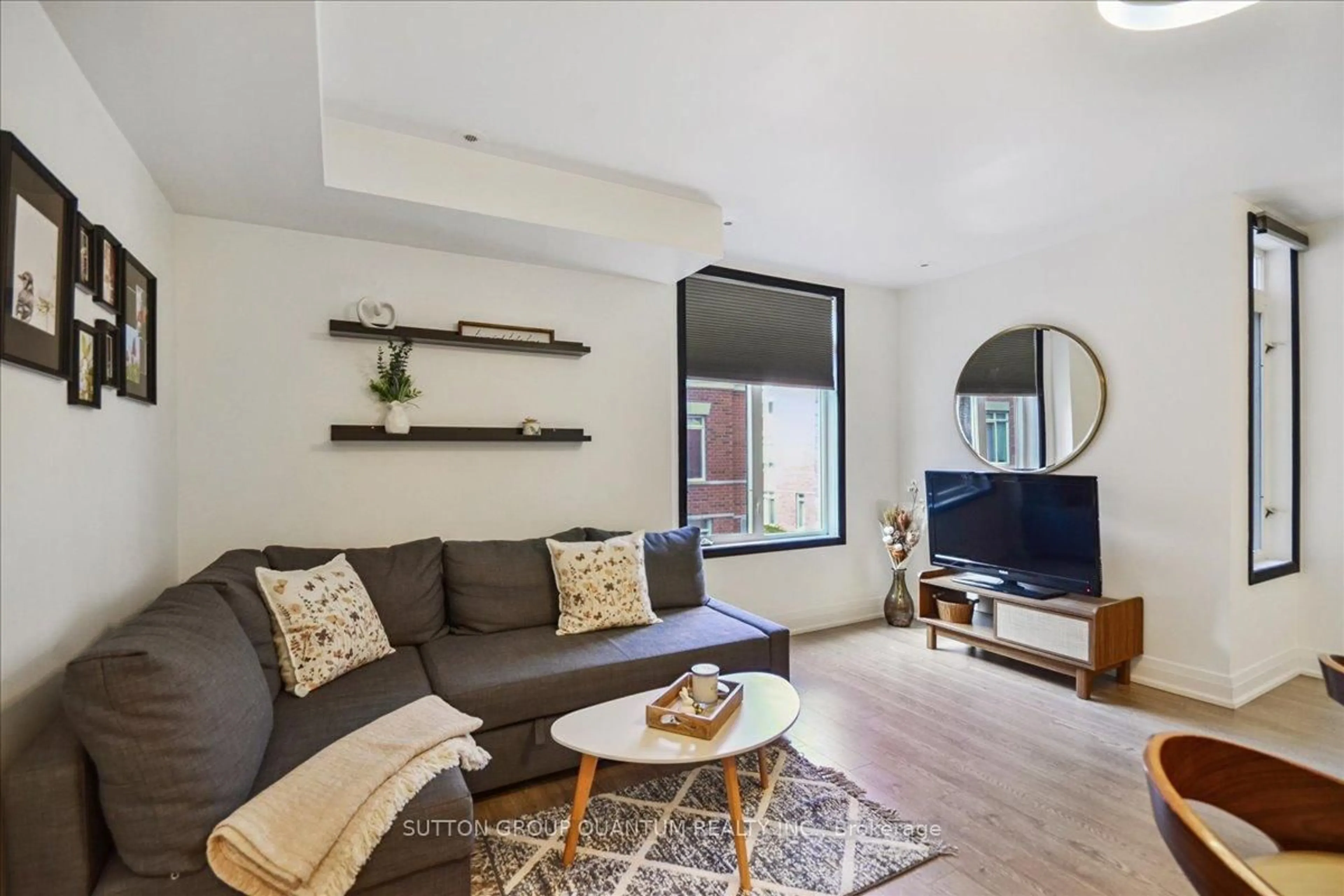 Living room with furniture, unknown for 415 Jarvis St #378, Toronto Ontario M4Y 3C1