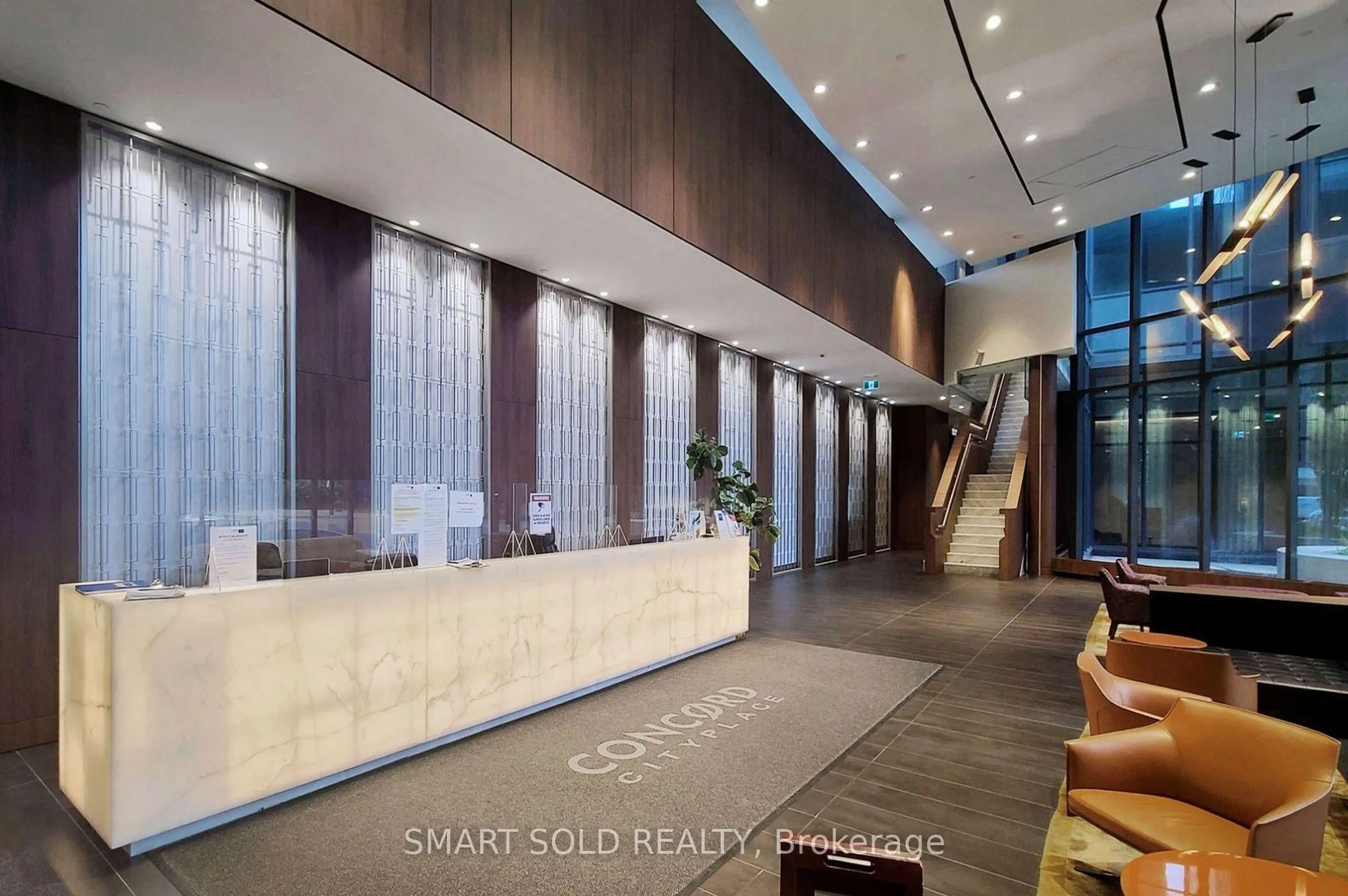 Lobby for 90 Queens Wharf Rd #305, Toronto Ontario M5V 0J4