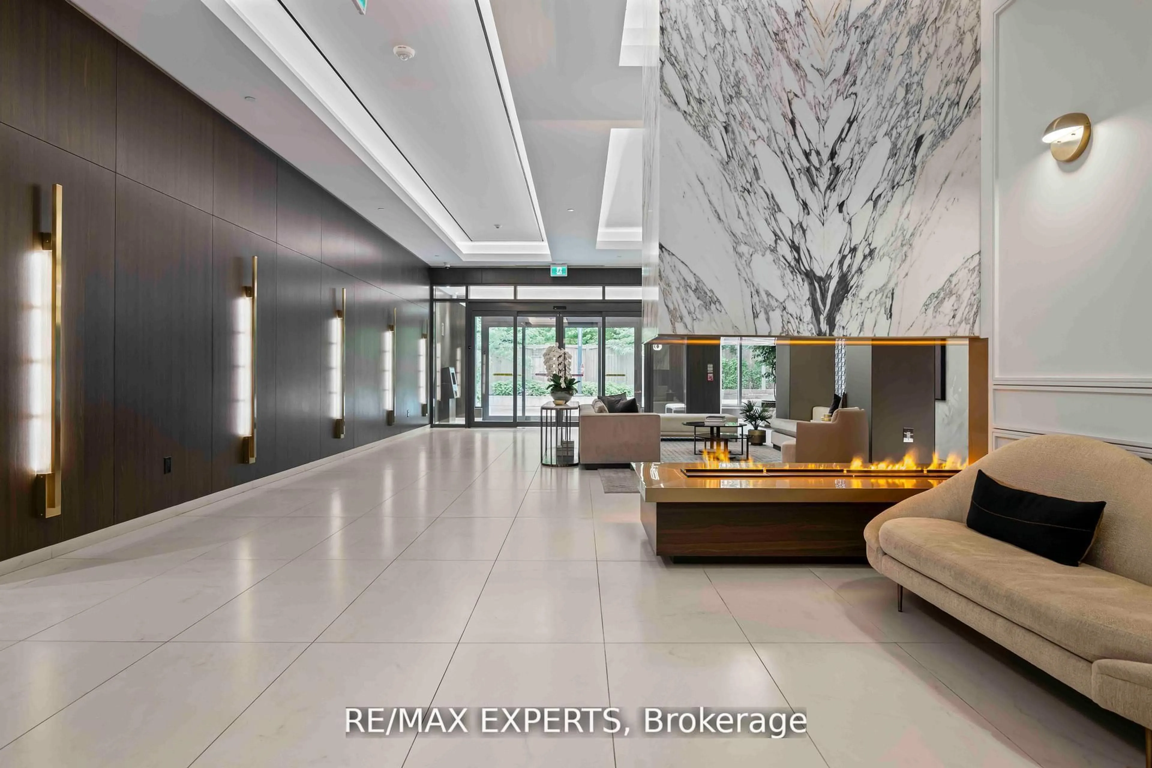 Lobby for 1700 Avenue Rd #702, Toronto Ontario M5M 3Y4