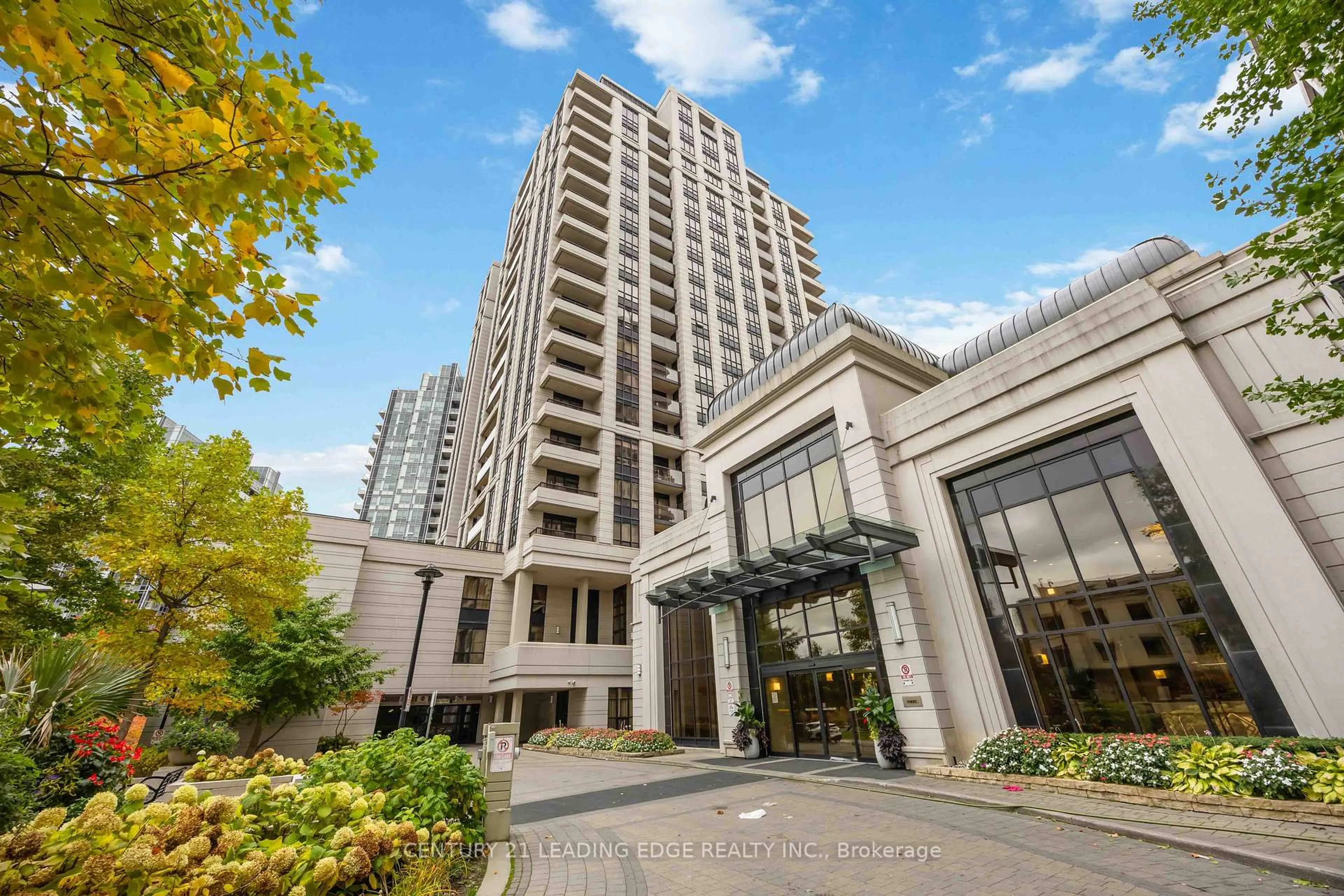 Indoor foyer for 100 Harrison Garden Blvd #1220, Toronto Ontario M2N 0C2