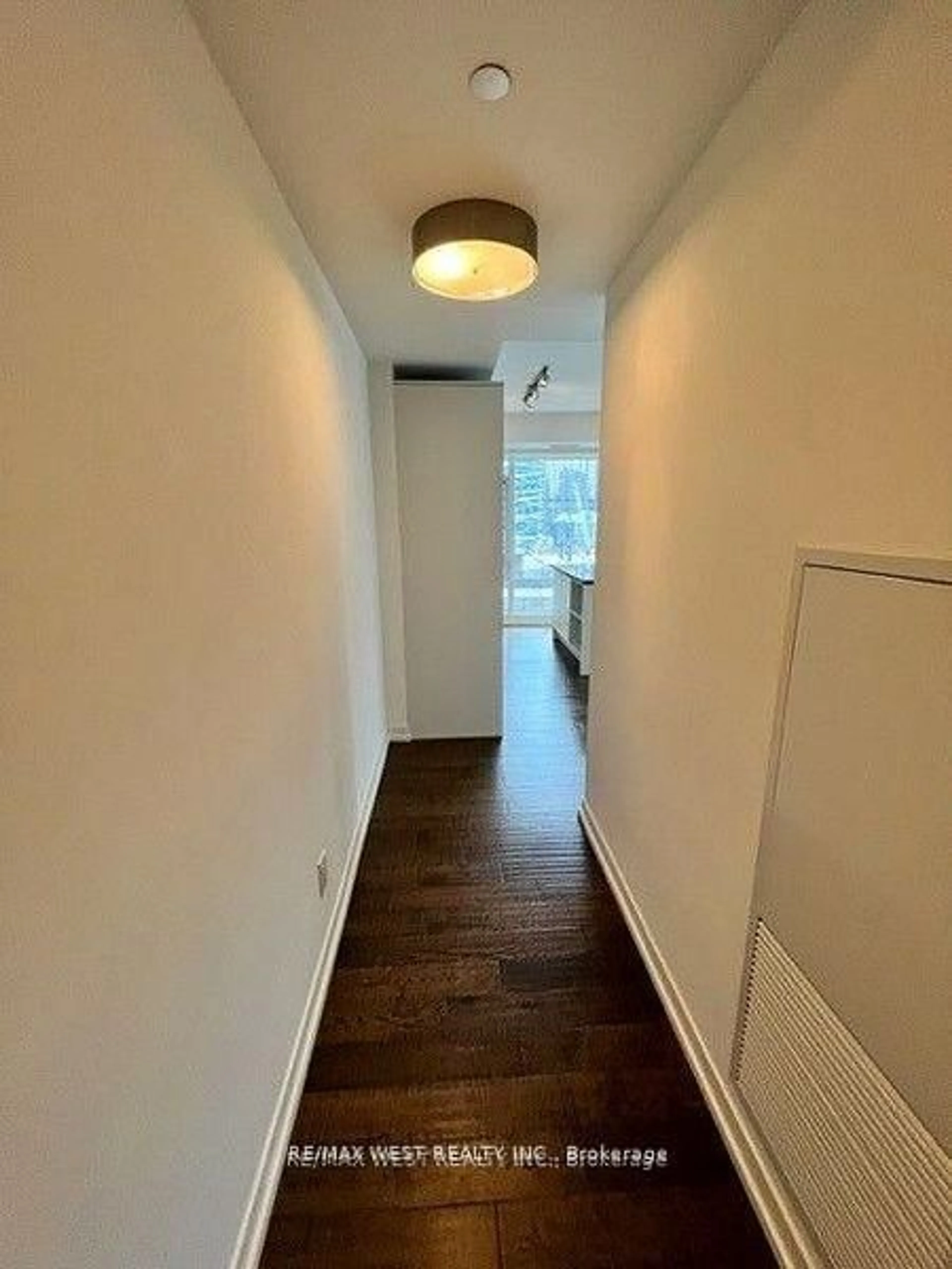A pic of a room for 21 Widmer St #1209, Toronto Ontario M5V 2E8
