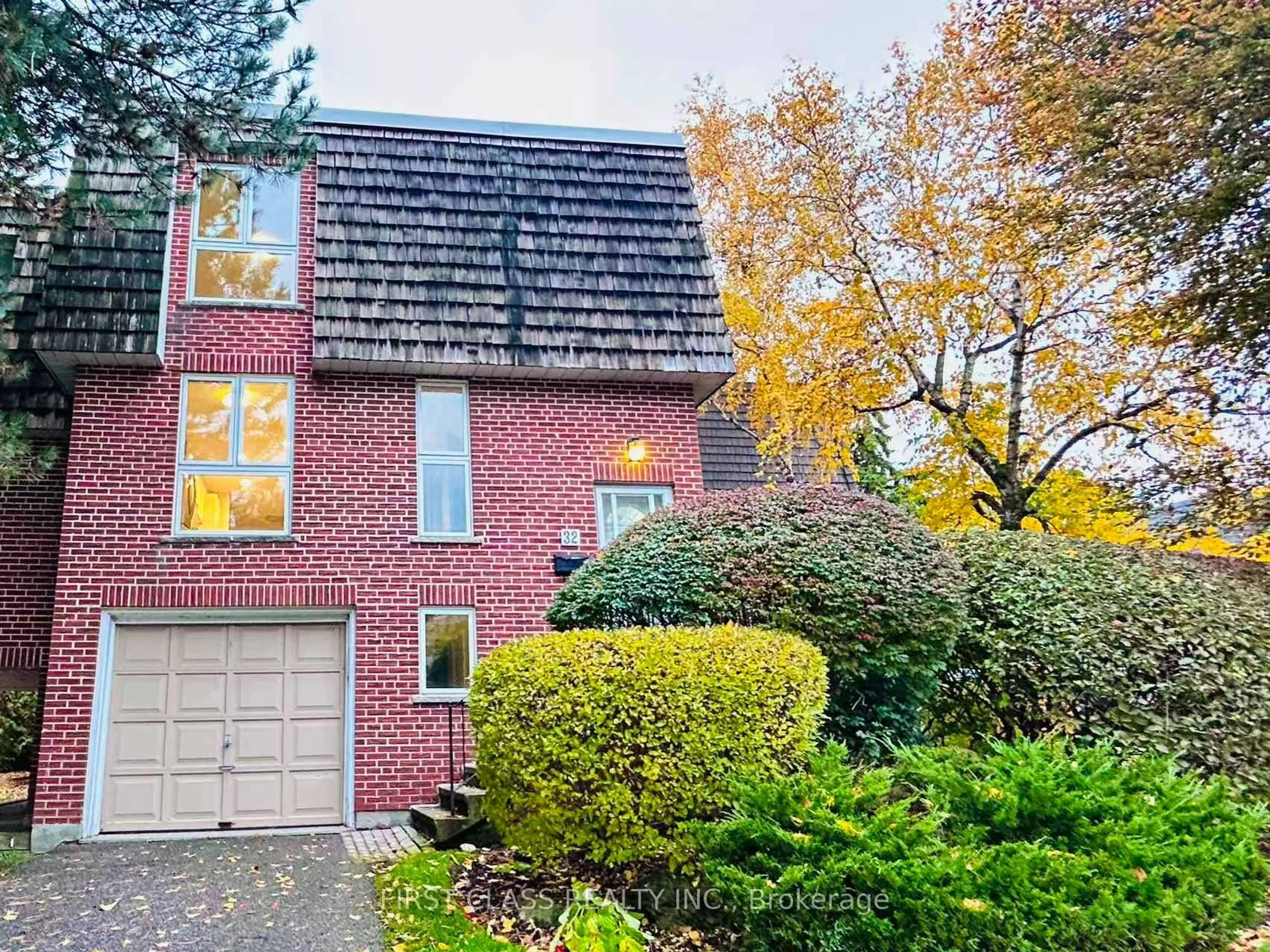 Home with brick exterior material, street for 32 Scenic Mill Way, Toronto Ontario M2L 1S5