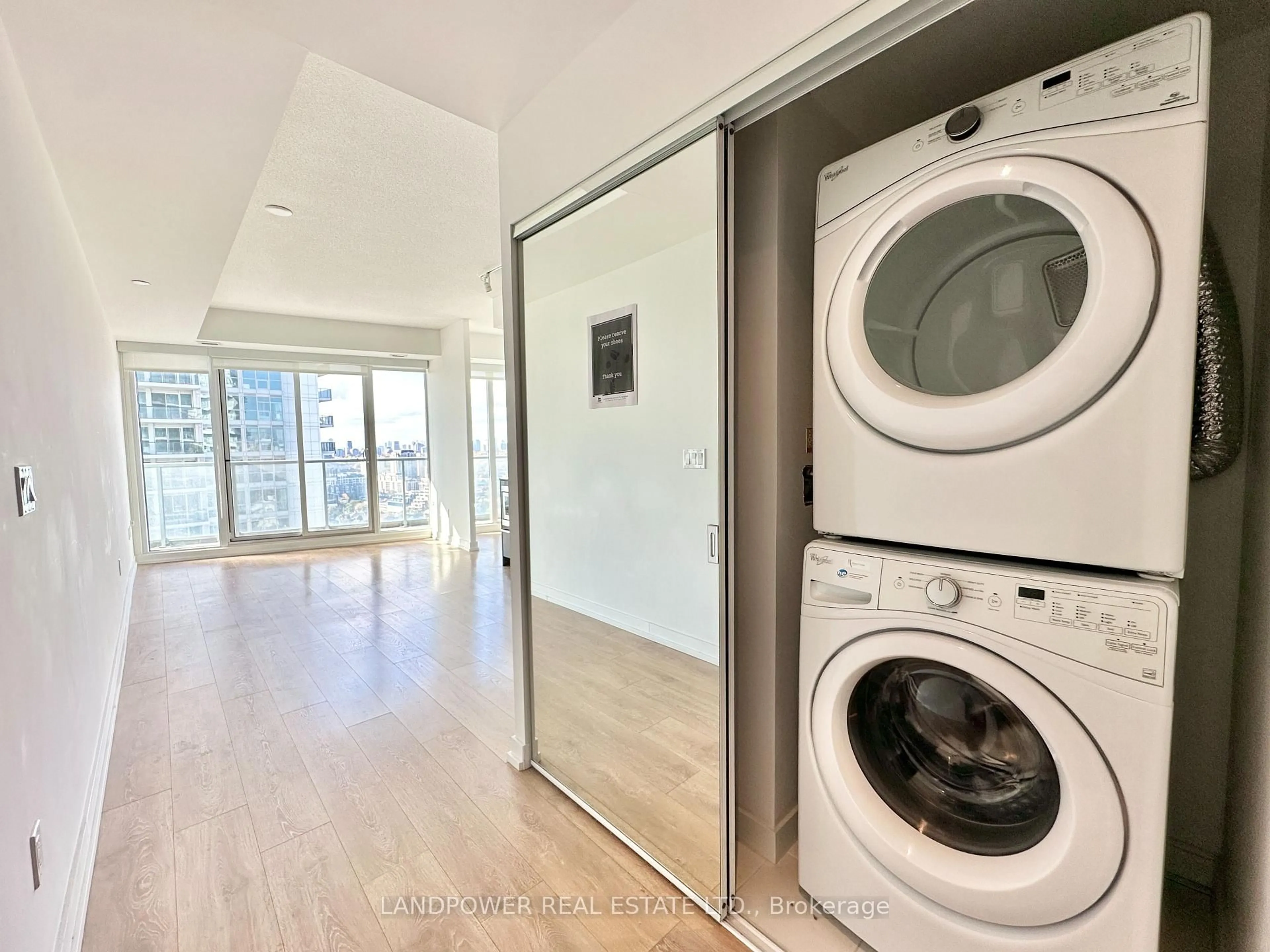 Laundry room for 115 McMahon Dr #3502, Toronto Ontario M2K 0E3