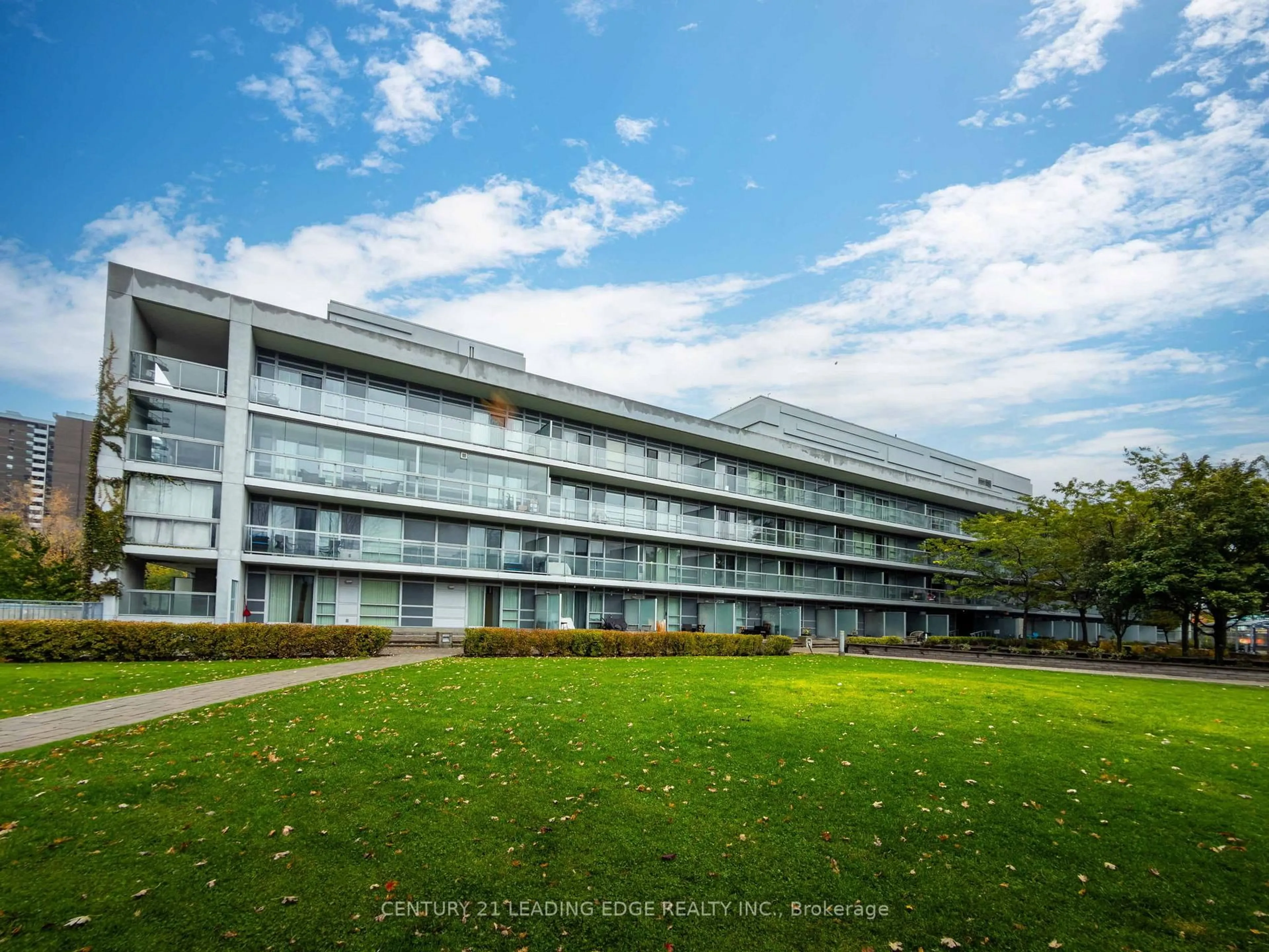 A pic from outside/outdoor area/front of a property/back of a property/a pic from drone, building for 2035 Sheppard Ave #216, Toronto Ontario M2J 0A8