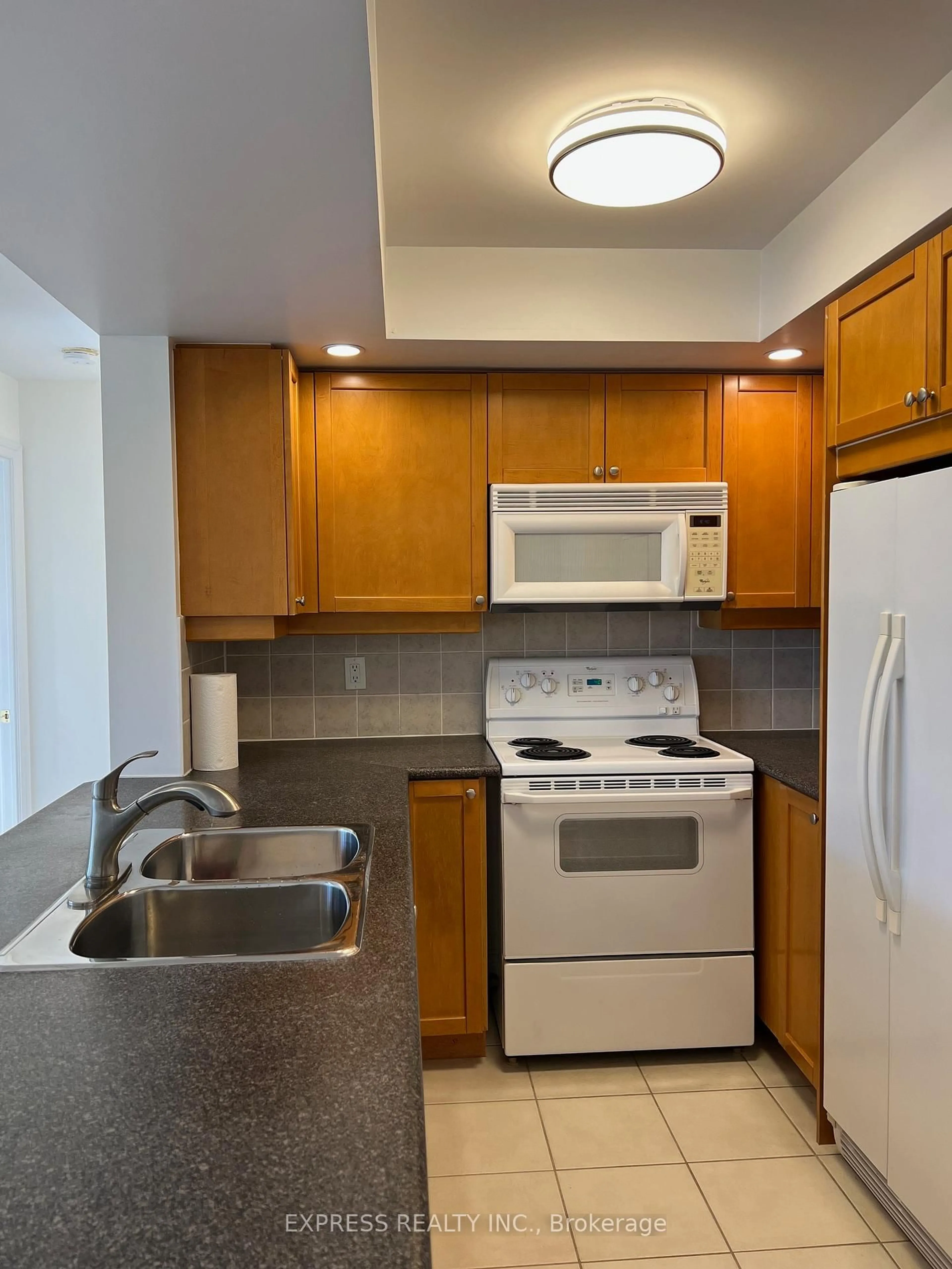 Standard kitchen, unknown for 15 NorthTown Way #1024, Toronto Ontario M3N 7A2
