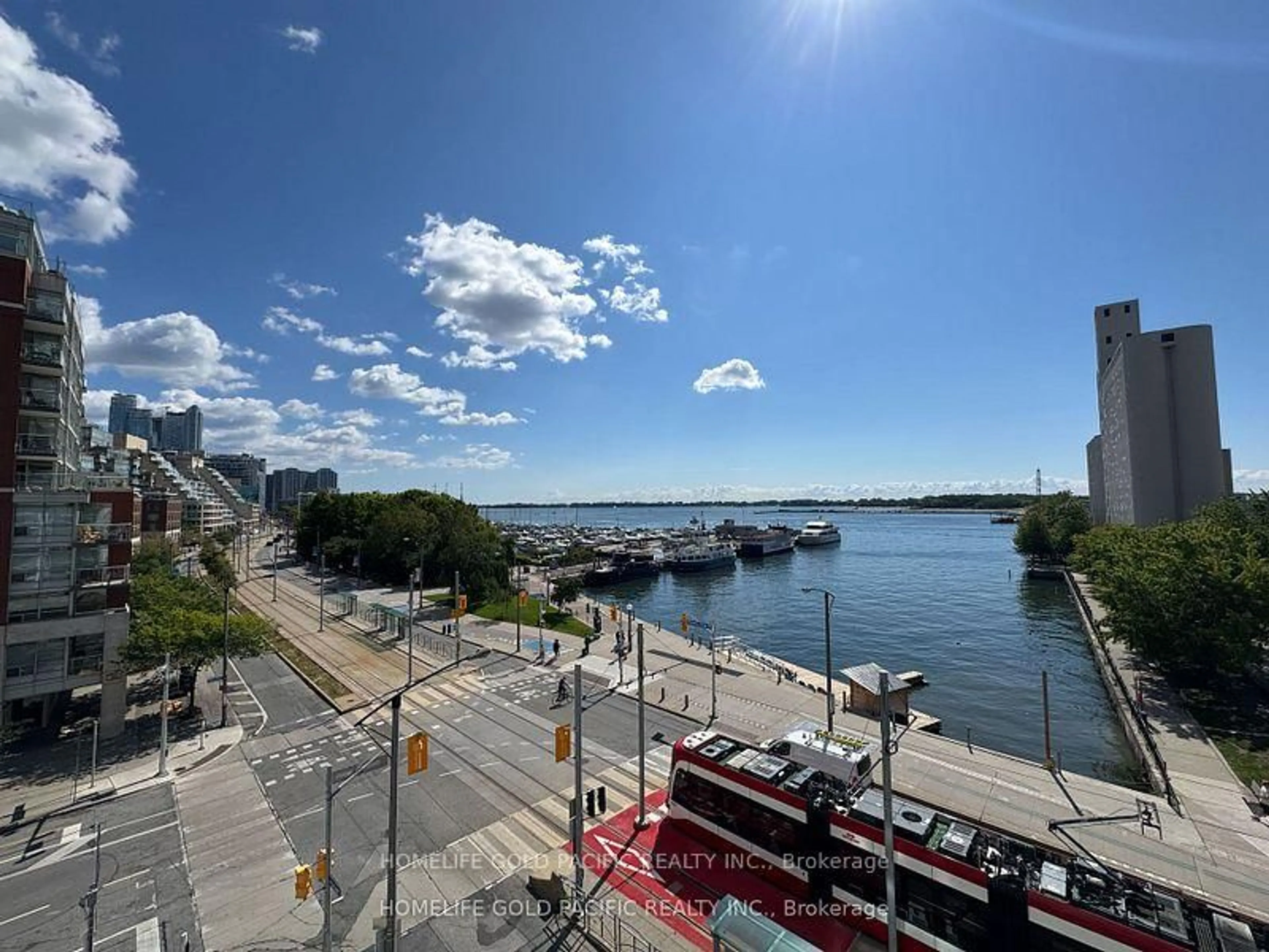 Unknown for 600 Queens Quay #611, Toronto Ontario M5V 3M3