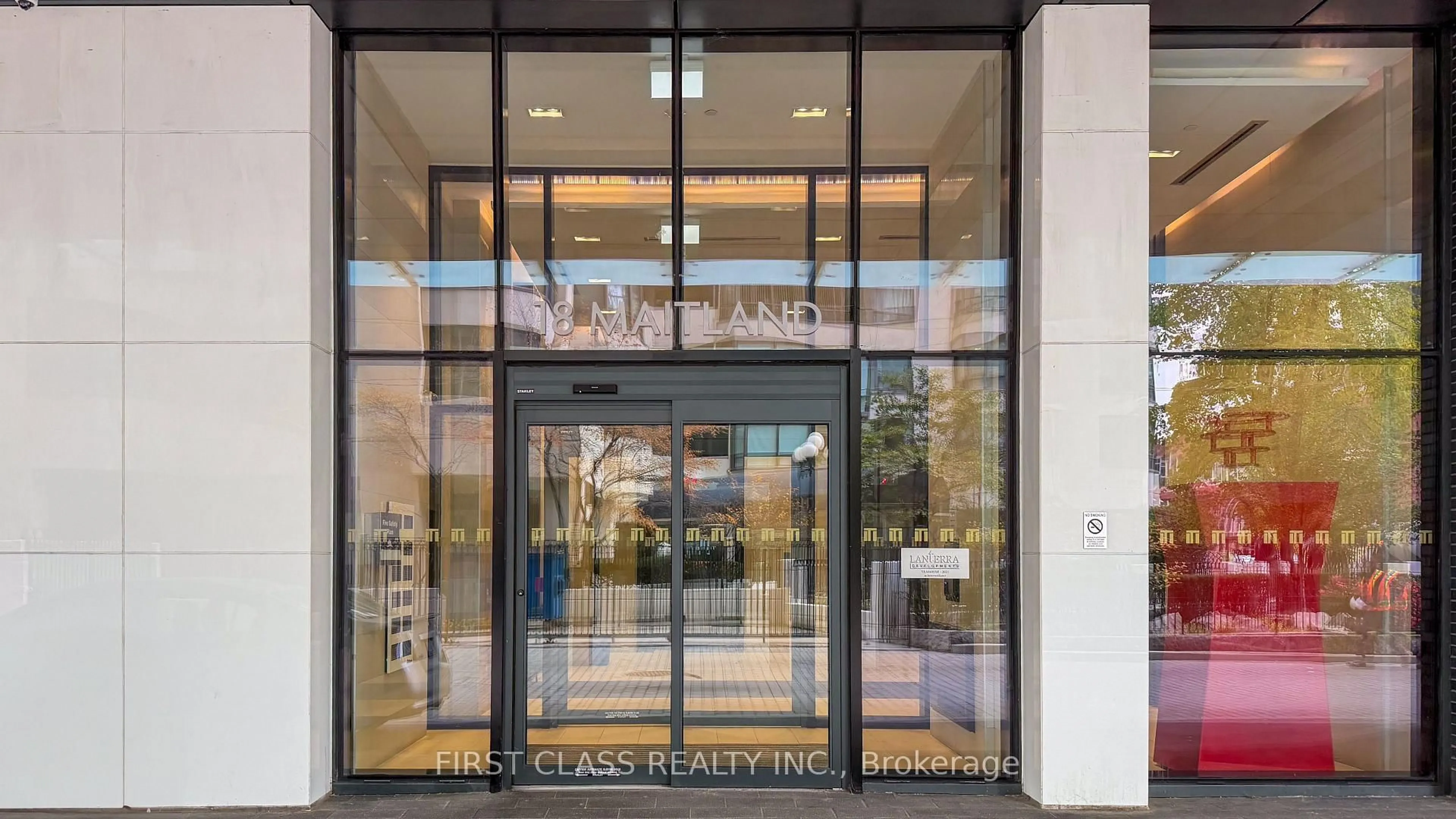 Indoor foyer for 18 Maitland Terr #1602, Toronto Ontario M4Y 0G8