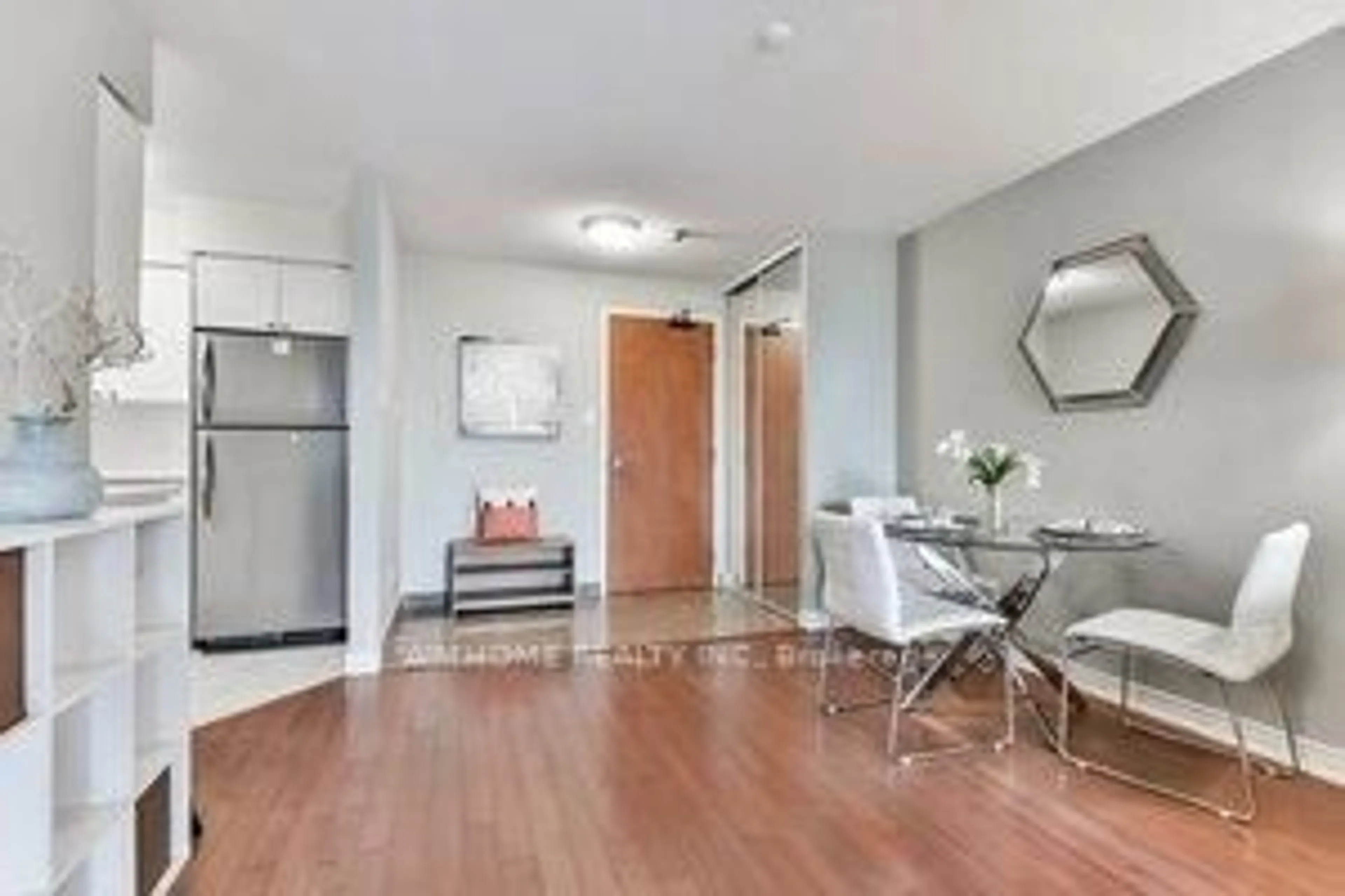 A pic of a room for 260 doris Ave #607, Toronto Ontario M2N 6X9